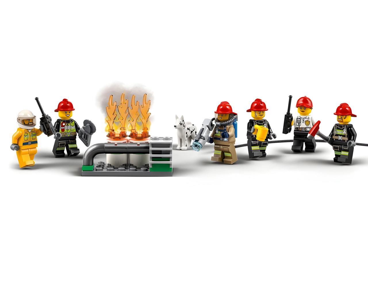 Конструктор City Пожежна станція 908 деталей (2E10604) - фото 5 Конструктор City Пожежна станція 908 деталей (2E10604) - фото 5