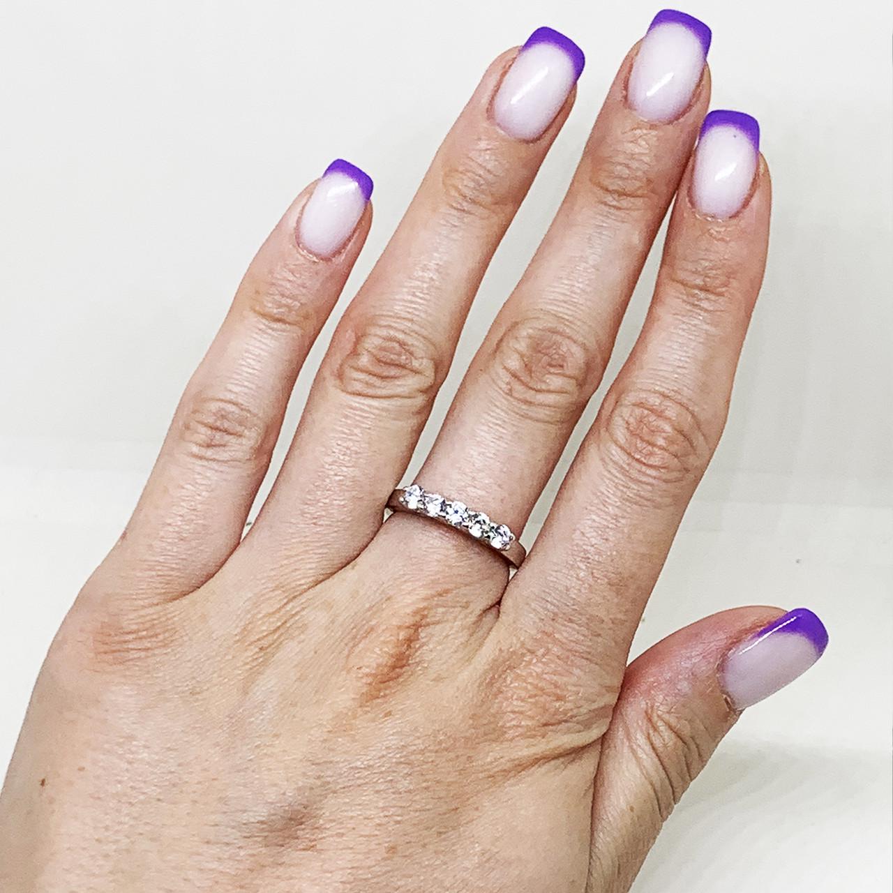 Кольцо серебряное с кубическим цирконием р. 18 3,12 г (1685323627)