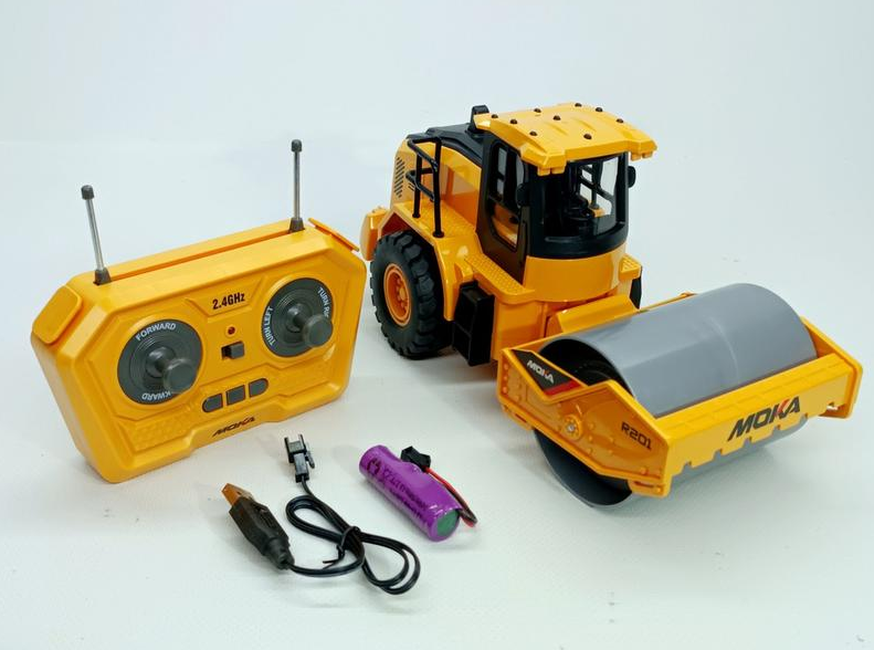 Каток дорожный 2136 резиновые колеса на радиоуправлении 3,7V пульт 2,4Ghz USB-кабель - фото 2 Каток дорожный 2136 резиновые колеса на радиоуправлении 3,7V пульт 2,4Ghz USB-кабель - фото 2