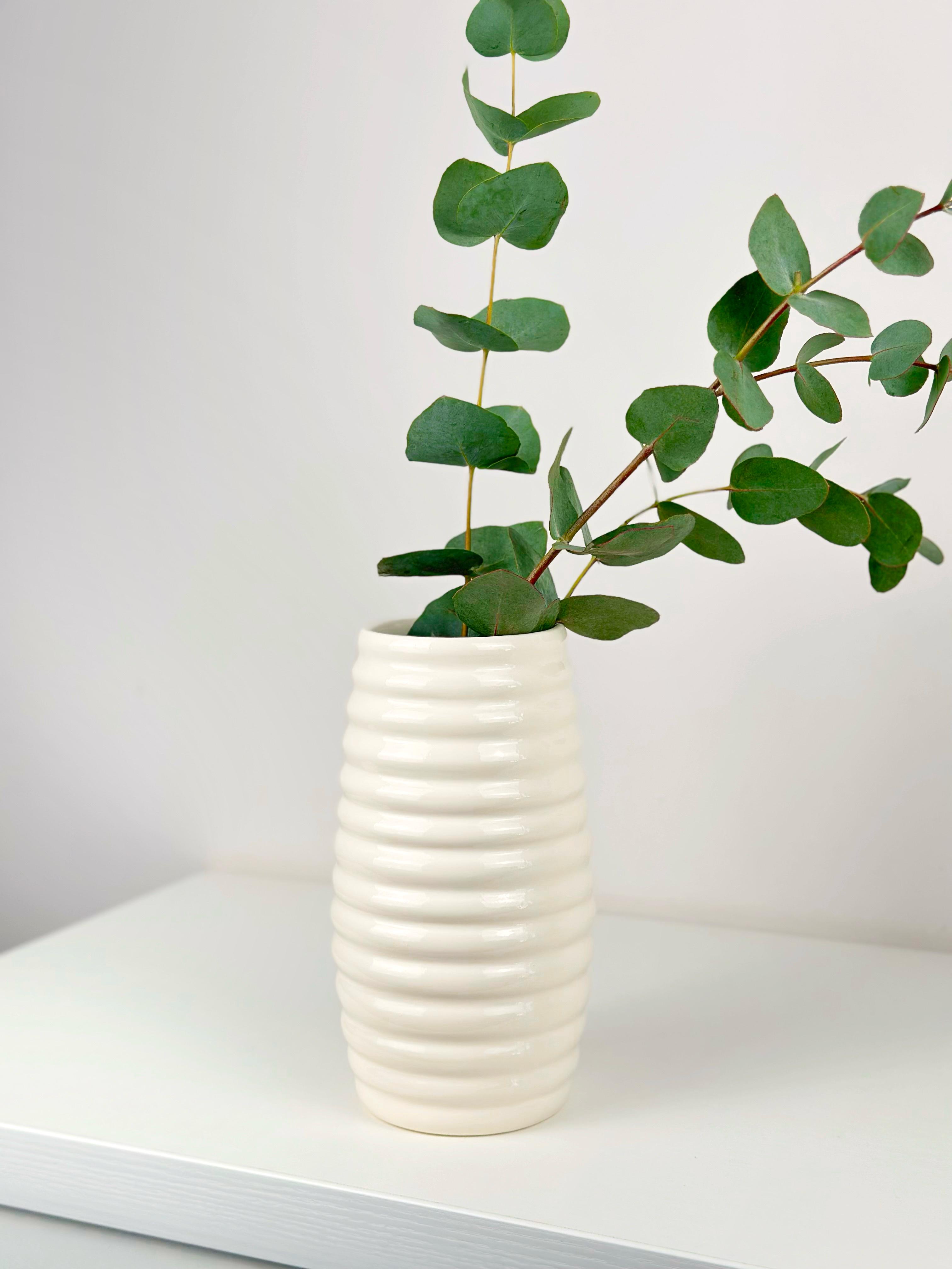 Ваза для квітів та декору глиняна керамічна Вулик 20 см Бежевий (4001-2) - фото 1 Ваза для квітів та декору глиняна керамічна Вулик 20 см Бежевий (4001-2) - фото 1