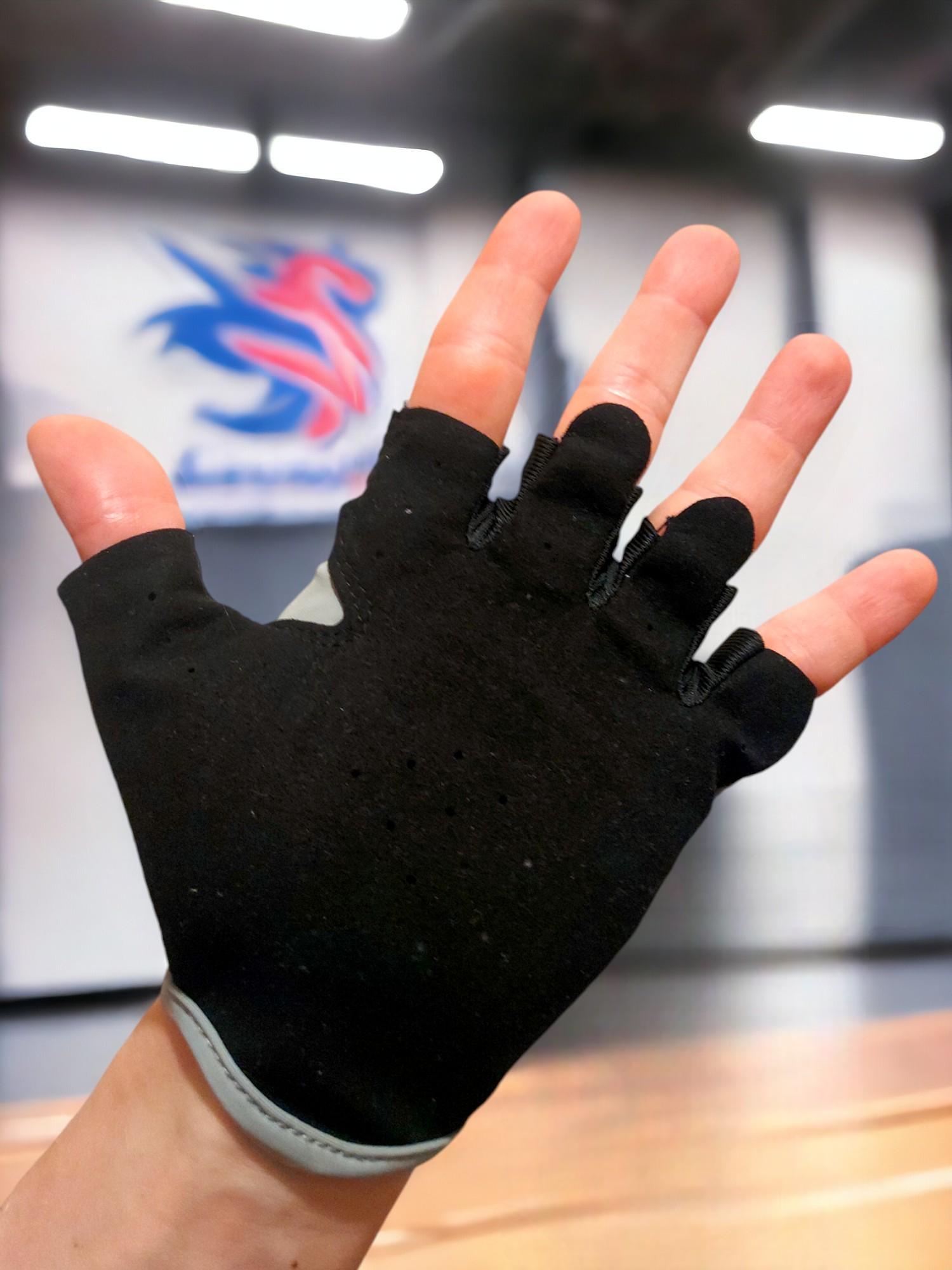 Перчатки для тренировок GDragon Sport Серый (66_7_L_4) - фото 3 Перчатки для тренировок GDragon Sport Серый (66_7_L_4) - фото 3