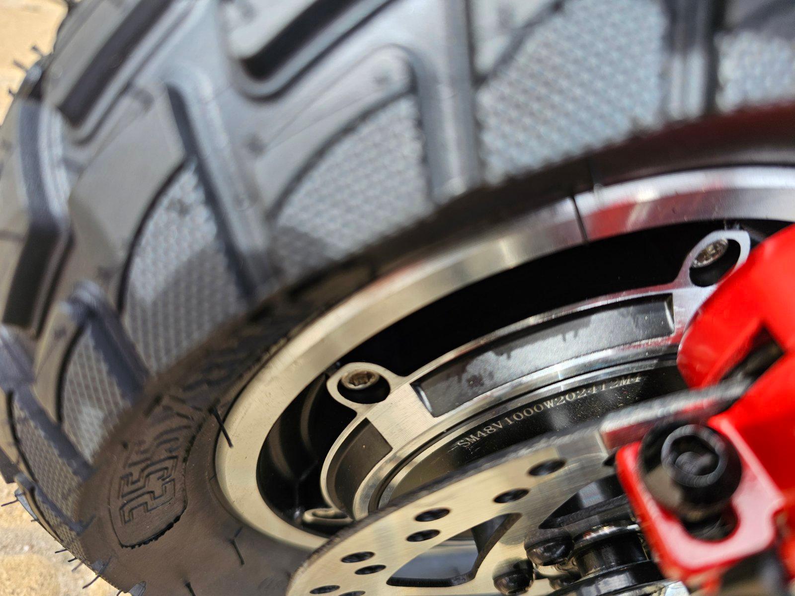 Электросамокат с сиденьем KugooKirin M4 PRO Plus 1000 W/18 Ah 2025 +3 фары - фото 15 Электросамокат с сиденьем KugooKirin M4 PRO Plus 1000 W/18 Ah 2025 +3 фары - фото 15