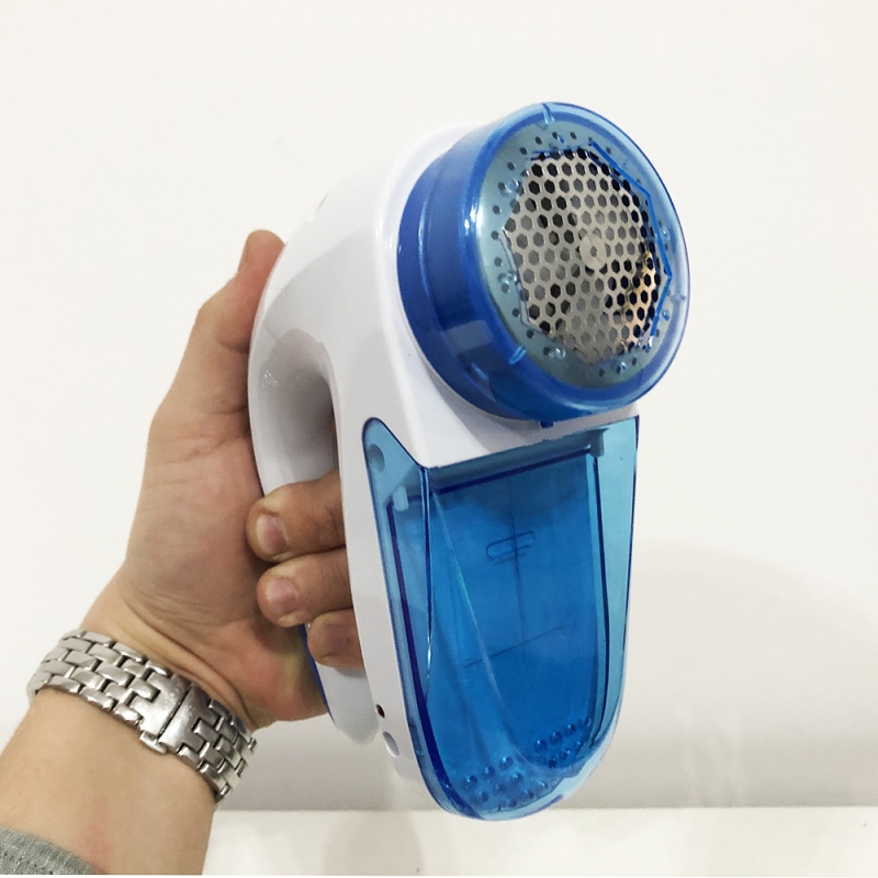 Машинка для удаления катышек YoungKe YX-677/686/868 аккумуляторная (tf6974) - фото 6 Машинка для удаления катышек YoungKe YX-677/686/868 аккумуляторная (tf6974) - фото 6