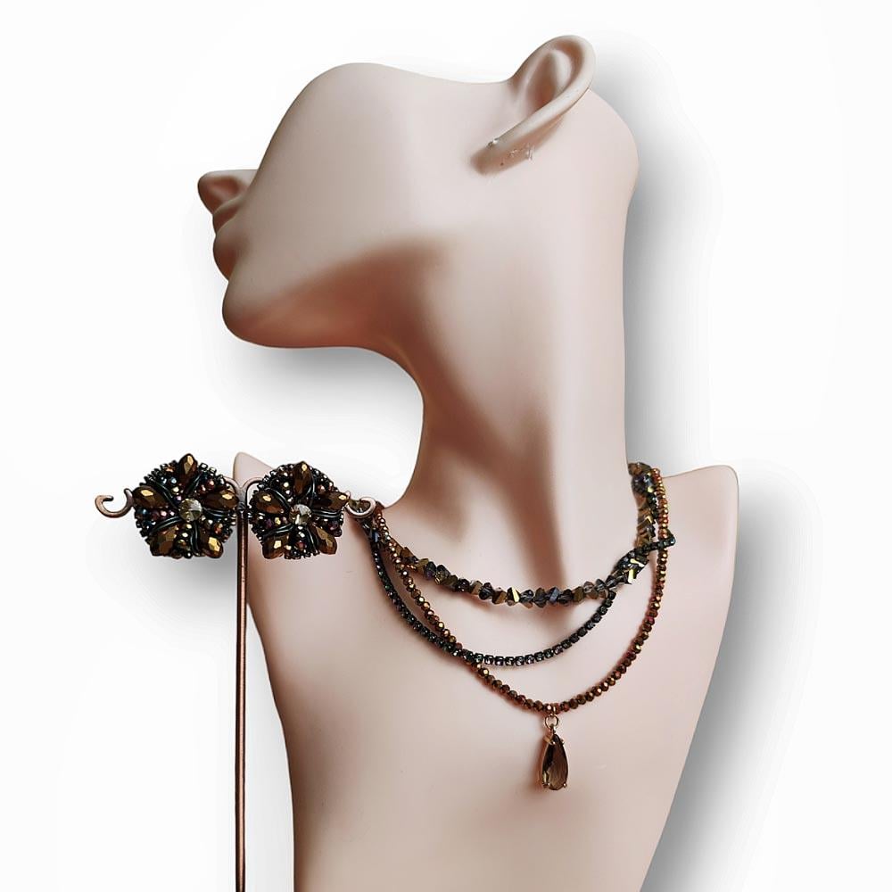 Набор украшений чокер и серьги пусеты (CH38)