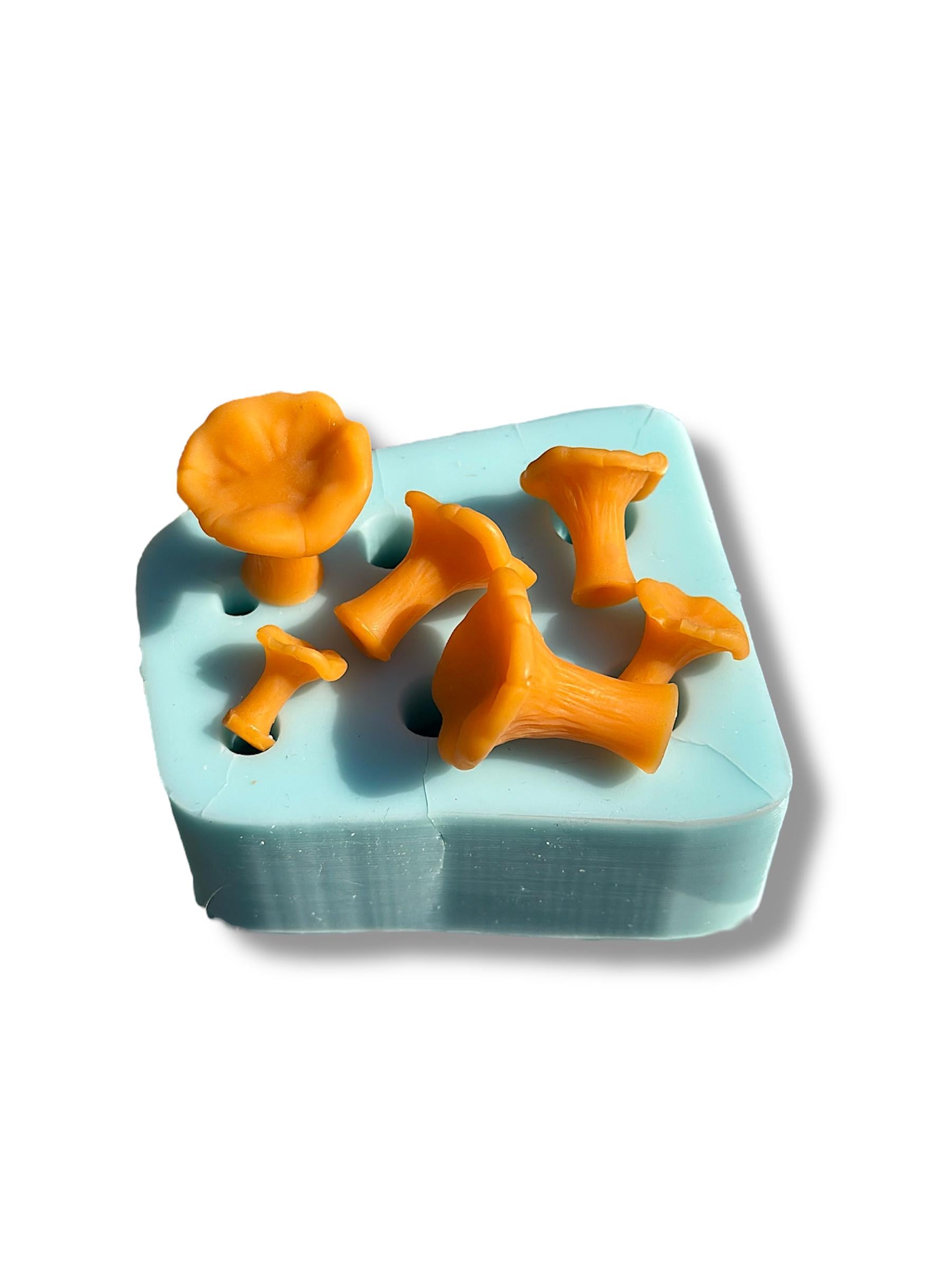 Молд силіконовий Міні гриби лисички 6в1