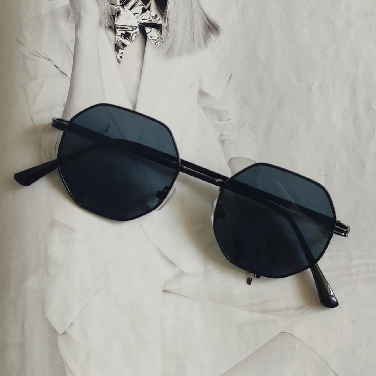 Солнцезащитные очки многоугольник Черный/Черный (7694)