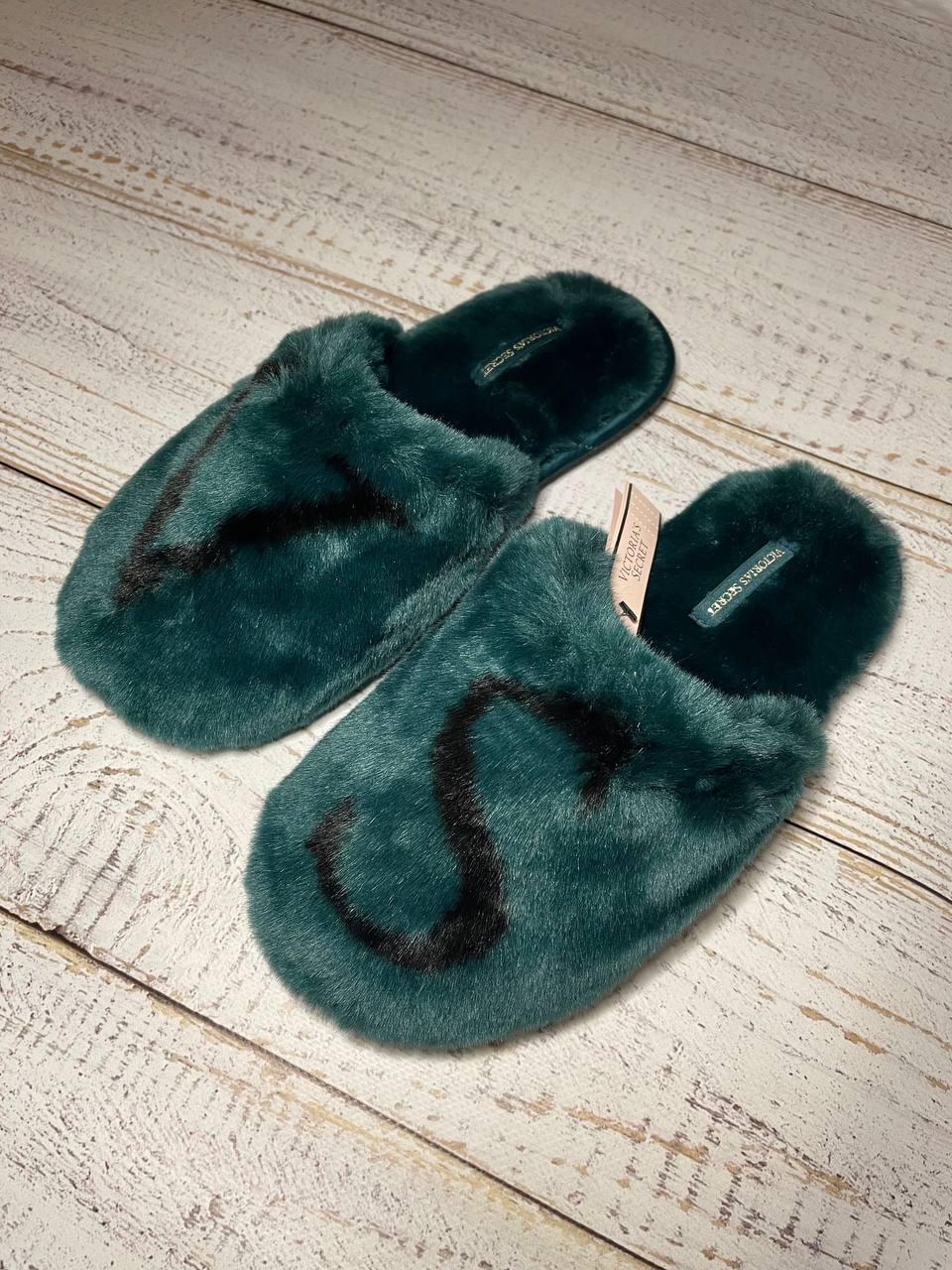 Тапочки домашние женские меховые Victoria's Secret Closed Toe Faux Fur Slipper Kir с логотипом Зеленый - фото 7