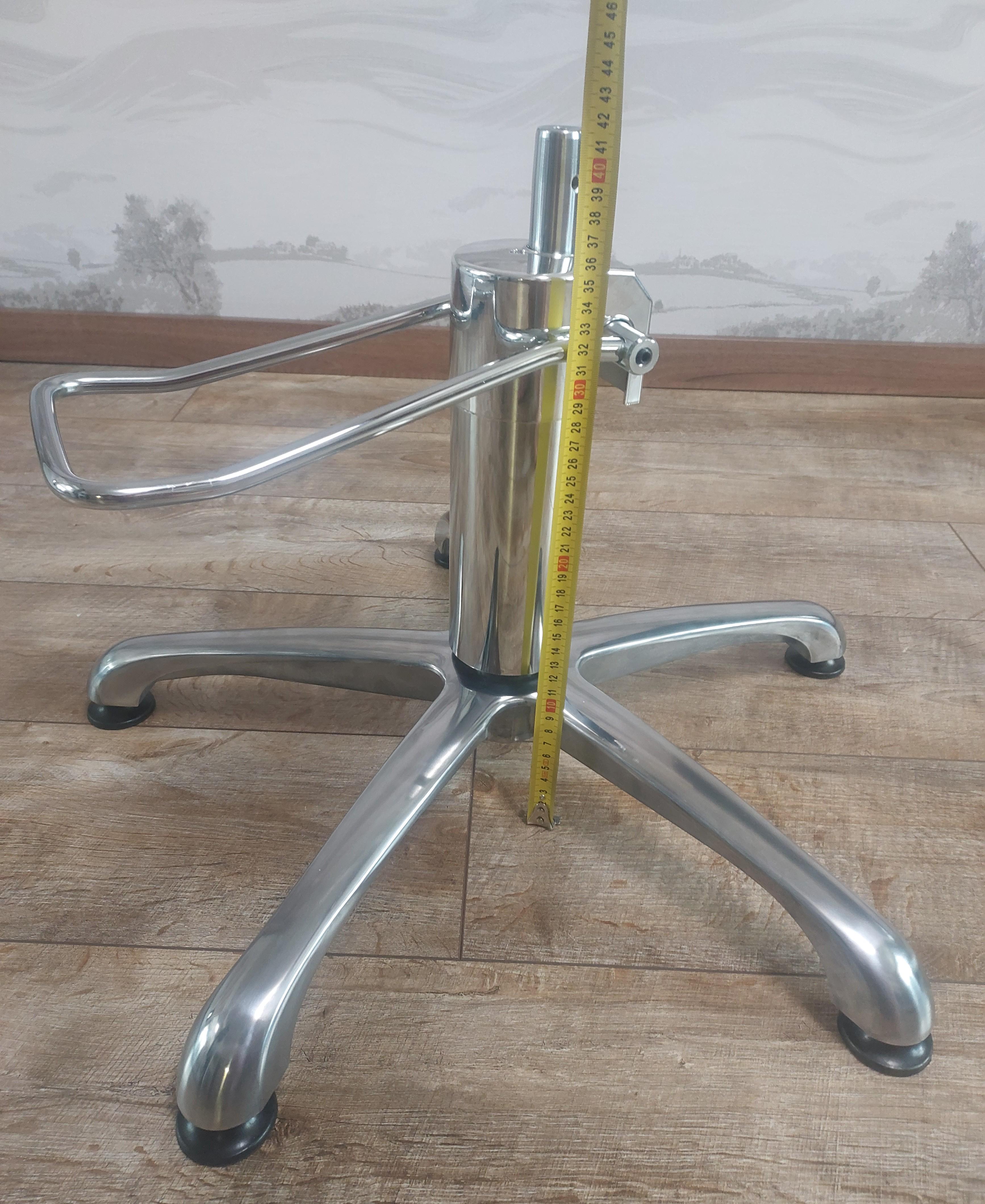 Ніжка п'ятилуччя для перукарських крісел ДенІС professional з гідравлікою в зборі на 1 болт (27327856) - фото 4 Ніжка п'ятилуччя для перукарських крісел ДенІС professional з гідравлікою в зборі на 1 болт (27327856) - фото 4