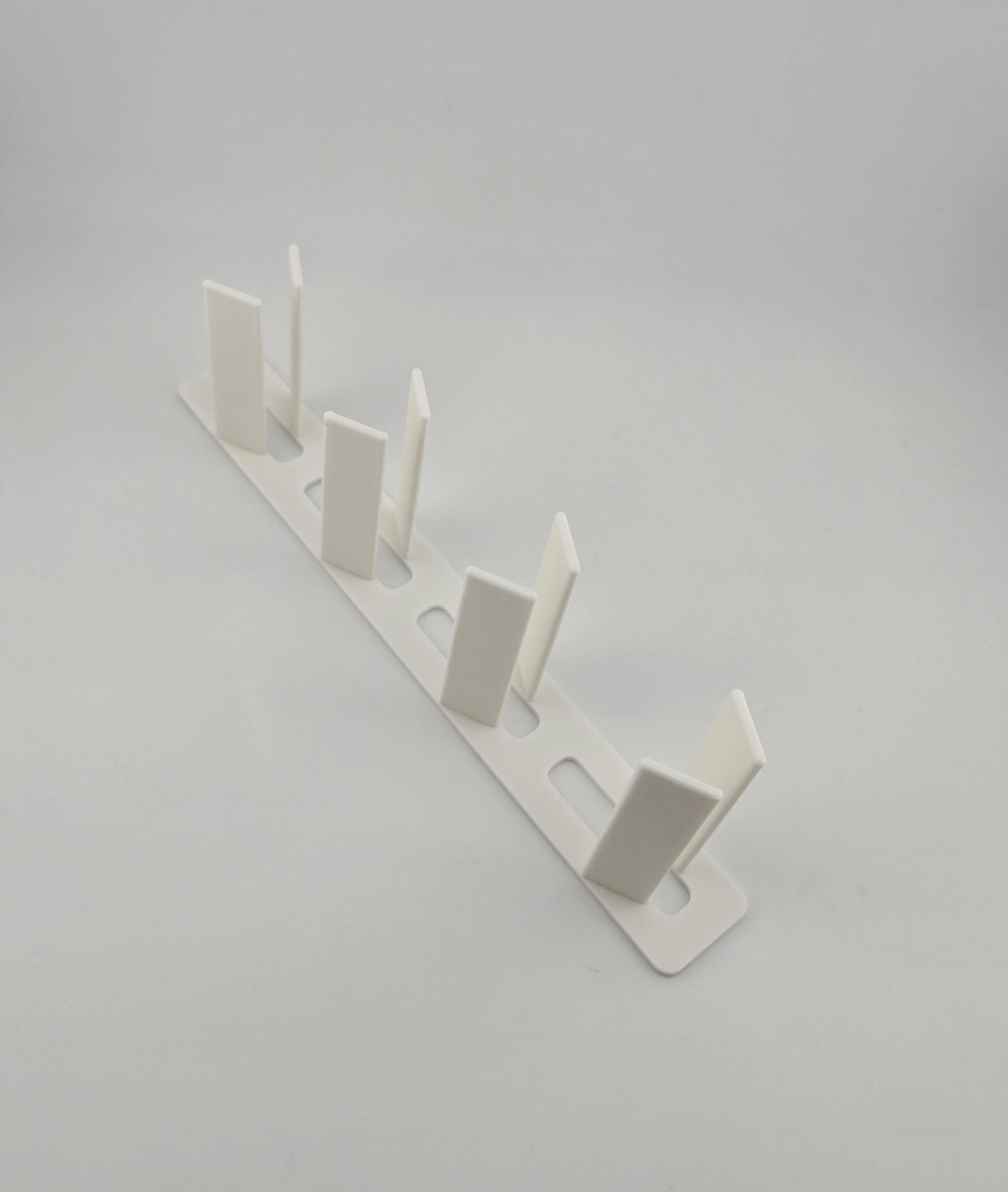 Настінне кріплення для окулярів із чотирма відділеннями (29886014)