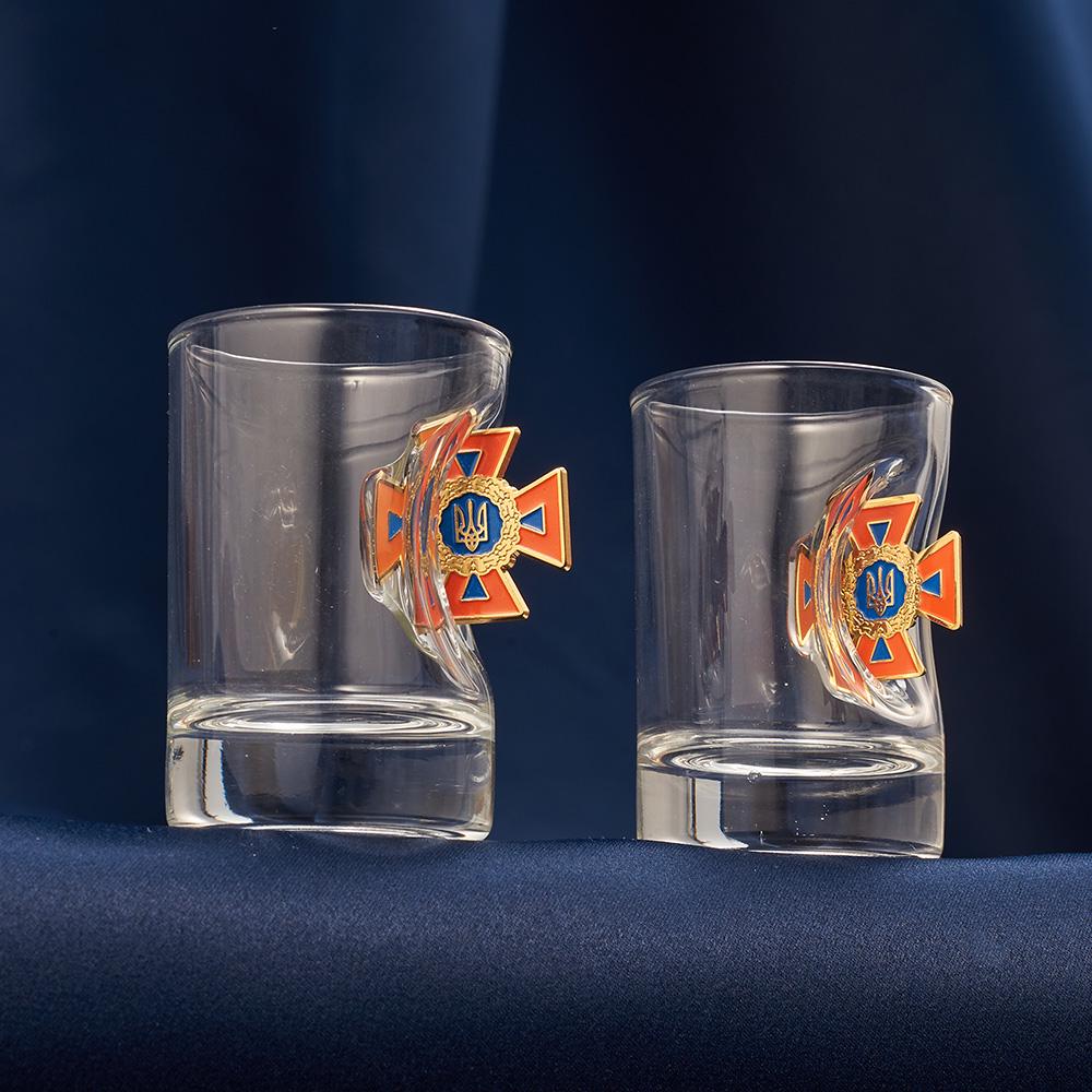 Подарочный набор рюмок с шевроном ГСЧС маленький (28421072) - фото 6 Подарочный набор рюмок с шевроном ГСЧС маленький (28421072) - фото 6