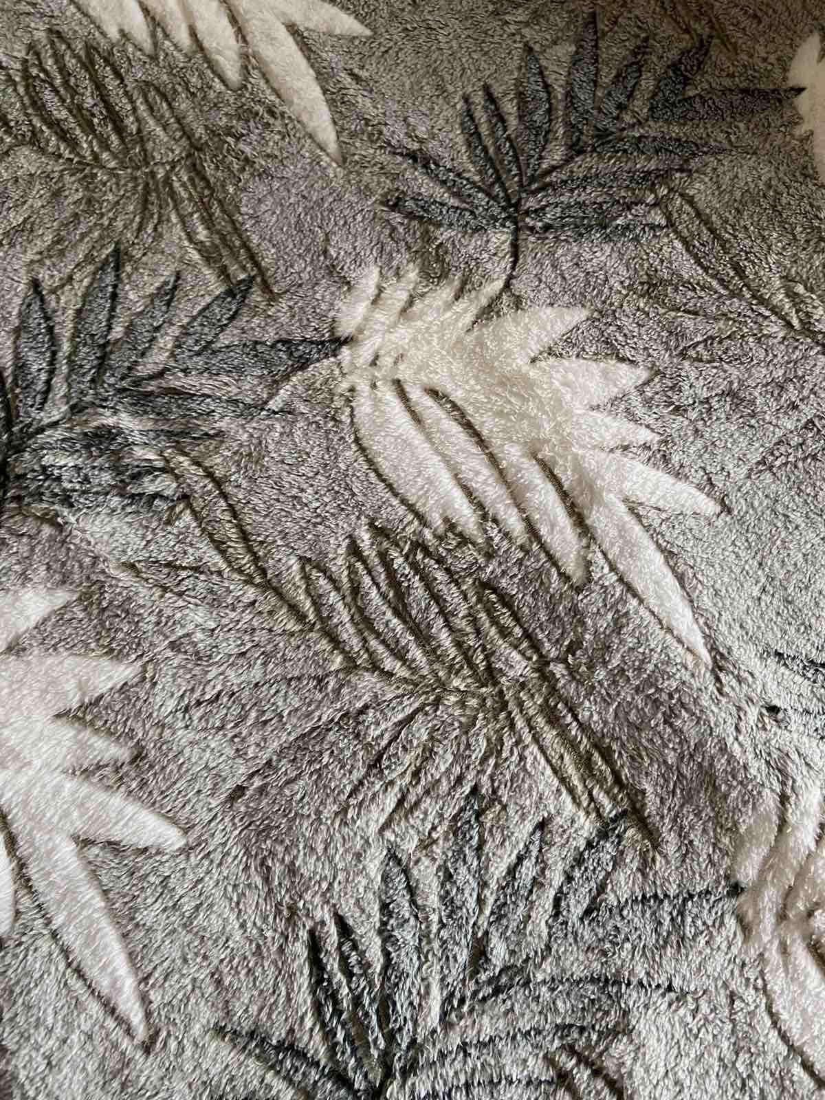 Плед-покривало Malloory Home мікрофібра стрижка двоспальний фліс Листок 180х200 см Зелений - фото 2 Плед-покривало Malloory Home мікрофібра стрижка двоспальний фліс Листок 180х200 см Зелений - фото 2