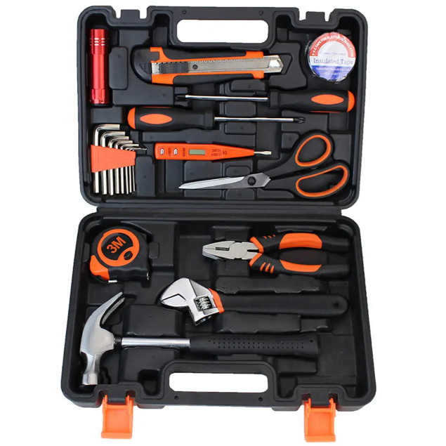 Набор инструментов 18в1 молоток/отвертки/фонарик/набор ключей (10334)