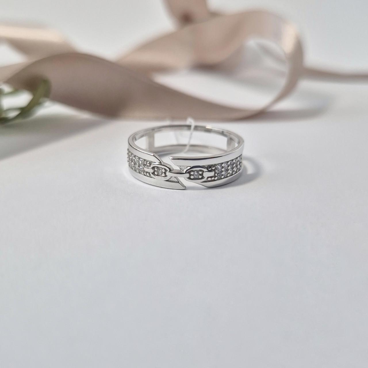 Кольцо широкое с цепочкой серебро 925 пробы родированное 1,80 г р. 17 (лк0402р) Кольцо широкое с цепочкой серебро 925 пробы родированное 1,80 г р. 17 (лк0402р)