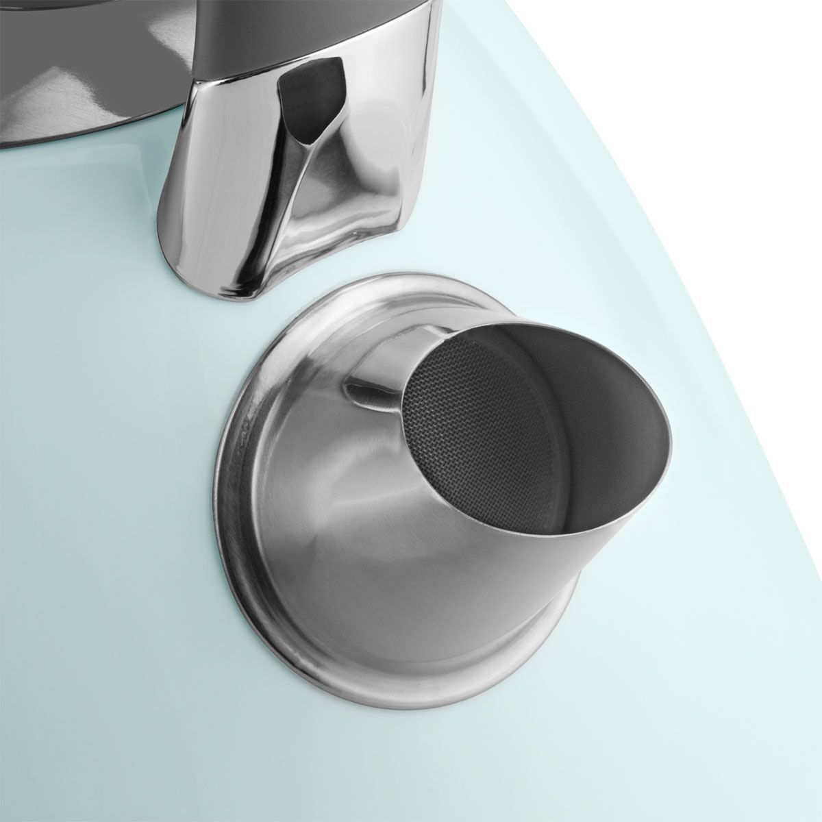 Электрочайник Vintage Cuisine Retro 2200 Вт Мятный - фото 5 Электрочайник Vintage Cuisine Retro 2200 Вт Мятный - фото 5