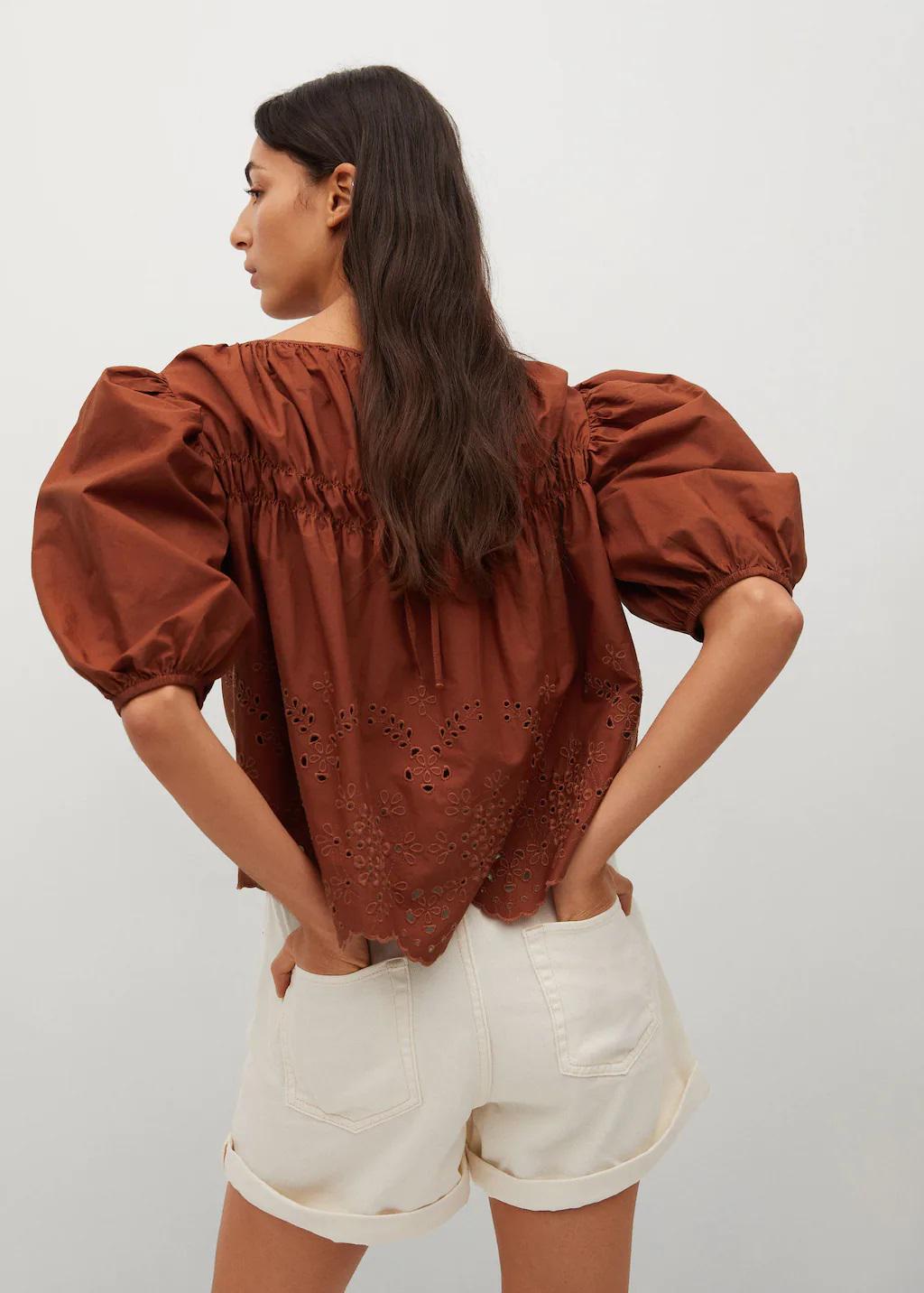 Блузка Mango с вышивкой M Кирпичный (9850794) - фото 2 Блузка Mango с вышивкой M Кирпичный (9850794) - фото 2