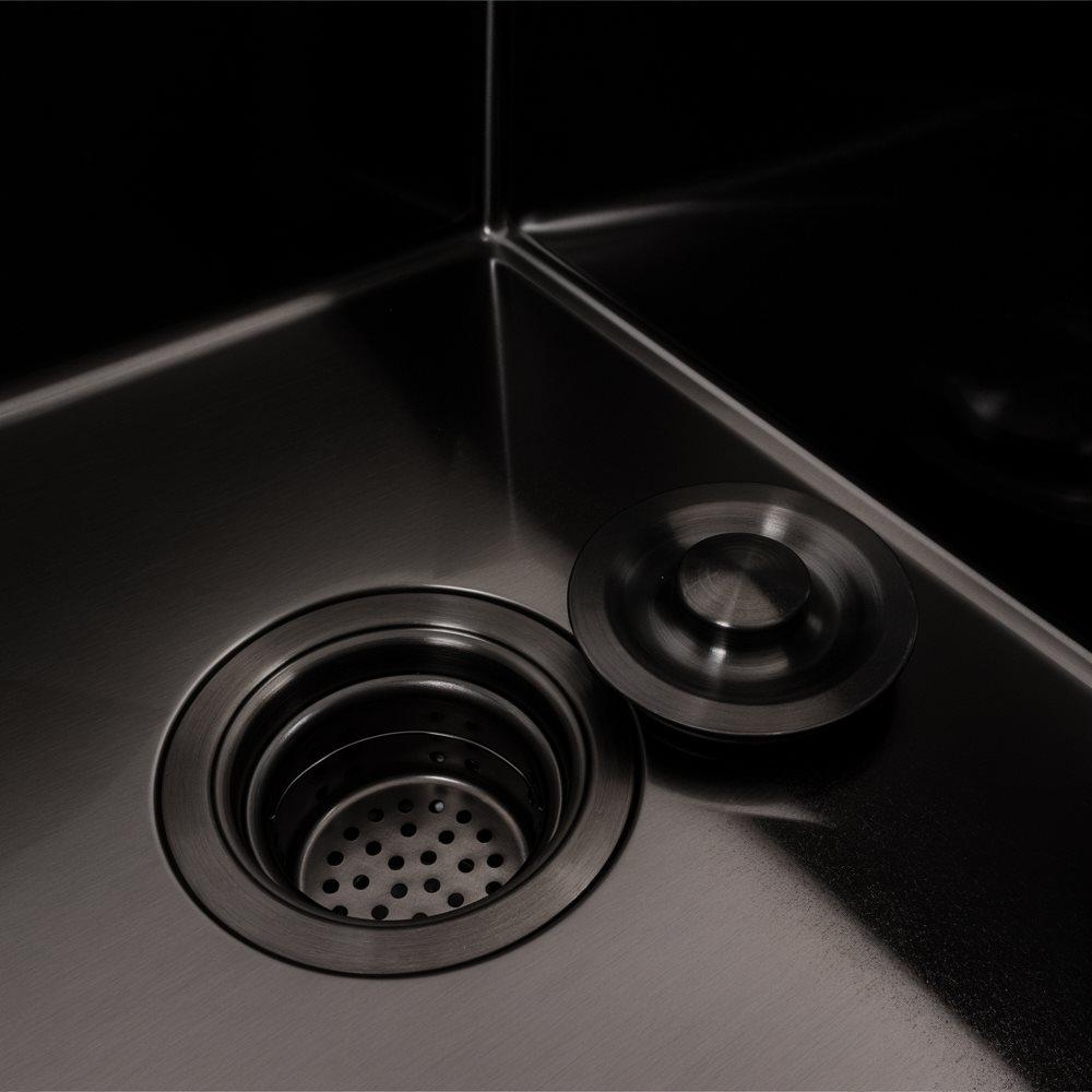 Мийка кухонна Valeso Handmade CM 58х48 L PVD круглий сифон 3,0/0,8 мм Чорний - фото 6 Мийка кухонна Valeso Handmade CM 58х48 L PVD круглий сифон 3,0/0,8 мм Чорний - фото 6
