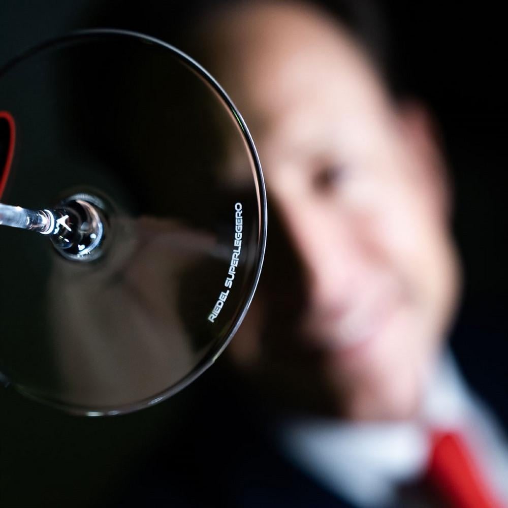 Келих для шампанського 1 шт. Riedel Superleggero 464 мл (6425/28) - фото 5 Келих для шампанського 1 шт. Riedel Superleggero 464 мл (6425/28) - фото 5