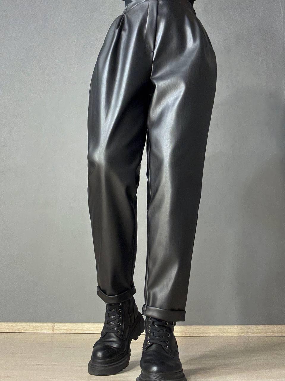 Брюки женские Gritana 237 из экокожи МОМ на резинке большие размеры 4XL Черный (5533) - фото 7