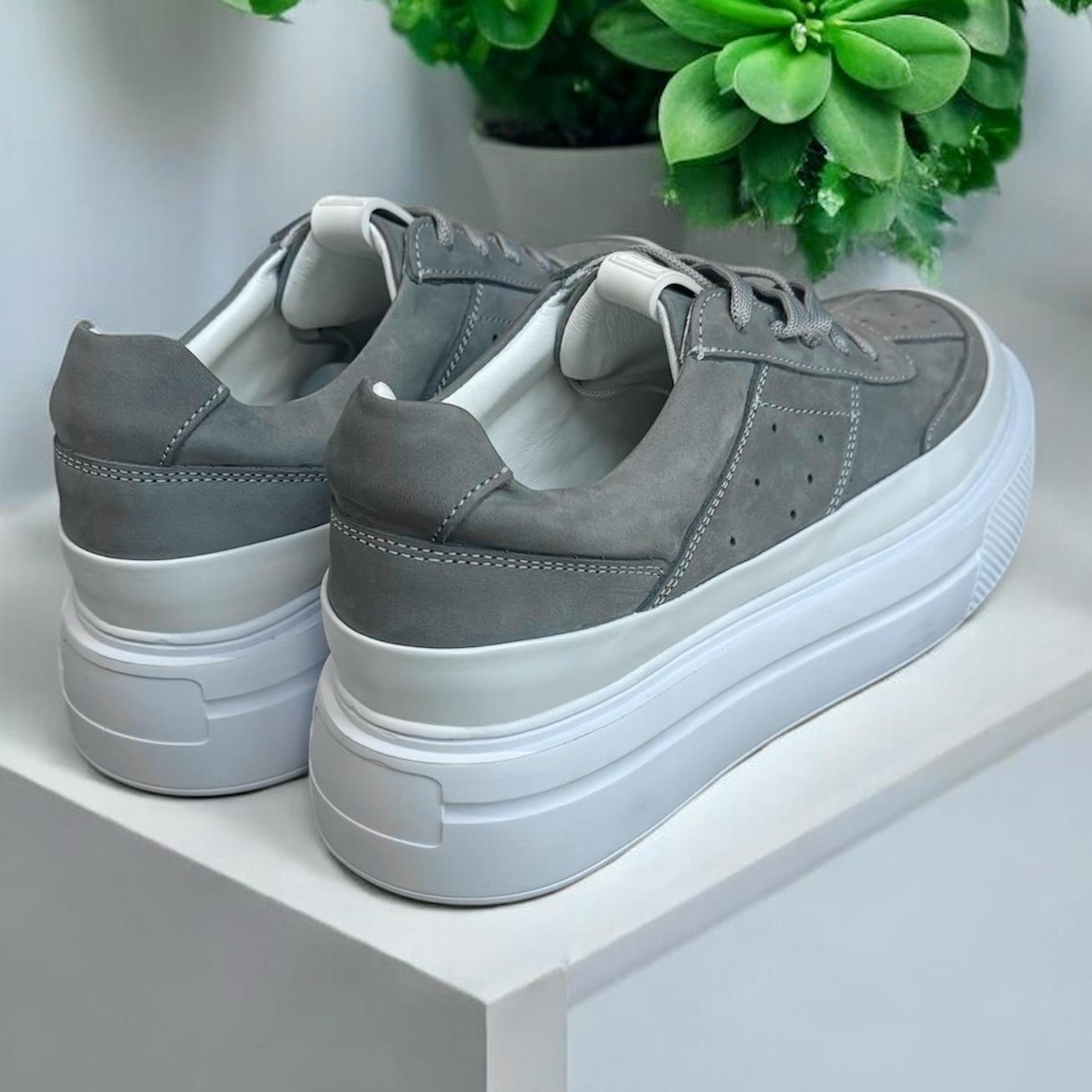 Кросівки жіночі MARANDI з натурального нубука р. 39 Сірий (Krosivky-Z-nubuck-grey) - фото 4 Кросівки жіночі MARANDI з натурального нубука р. 39 Сірий (Krosivky-Z-nubuck-grey) - фото 4