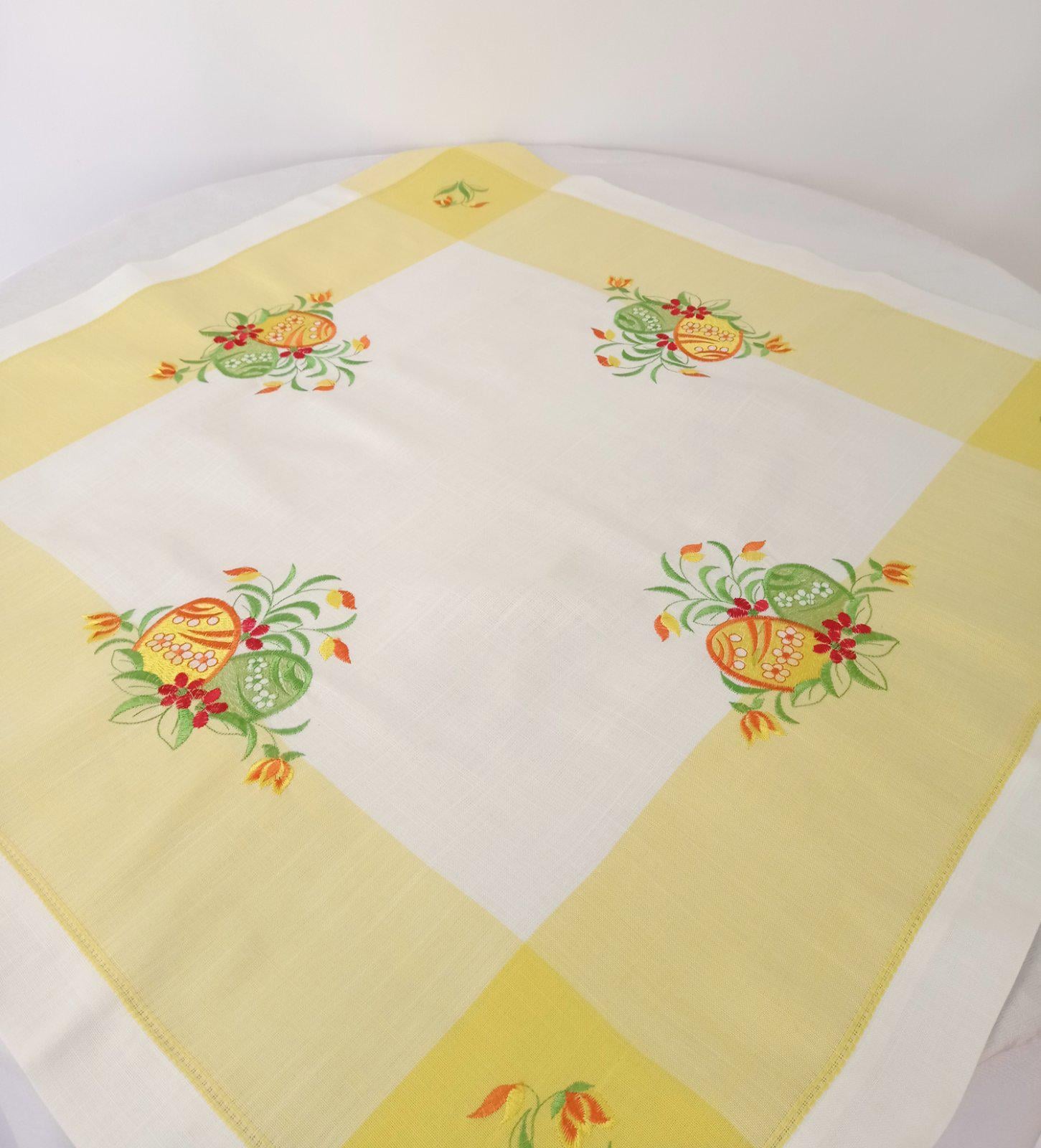Скатерть квадратная пасхальная Bohao Easter Amazing Yellow (CN14246)