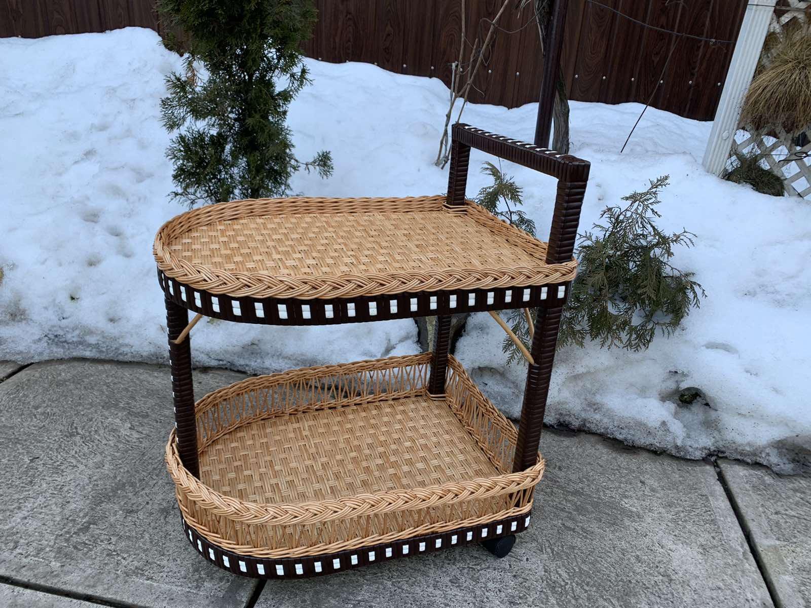 Стіл барний на колесах з лози та ротангу 63х48х60 см Коричневий/Бежевий - фото 4 Стіл барний на колесах з лози та ротангу 63х48х60 см Коричневий/Бежевий - фото 4