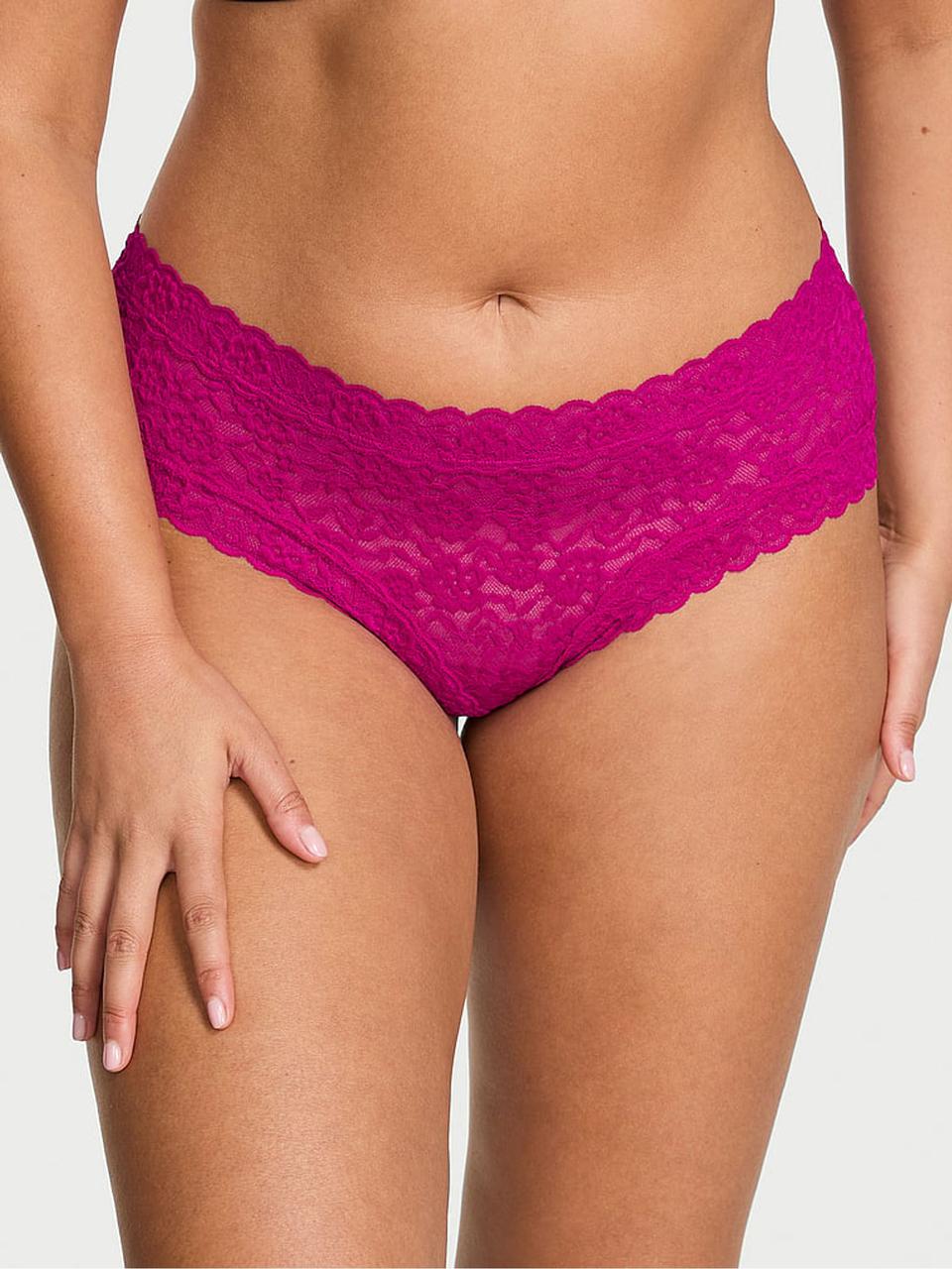 Трусики женские Victoria Secret Lace Cheeky Panty M Розовый (2885080855) Трусики женские Victoria Secret Lace Cheeky Panty M Розовый (2885080855)
