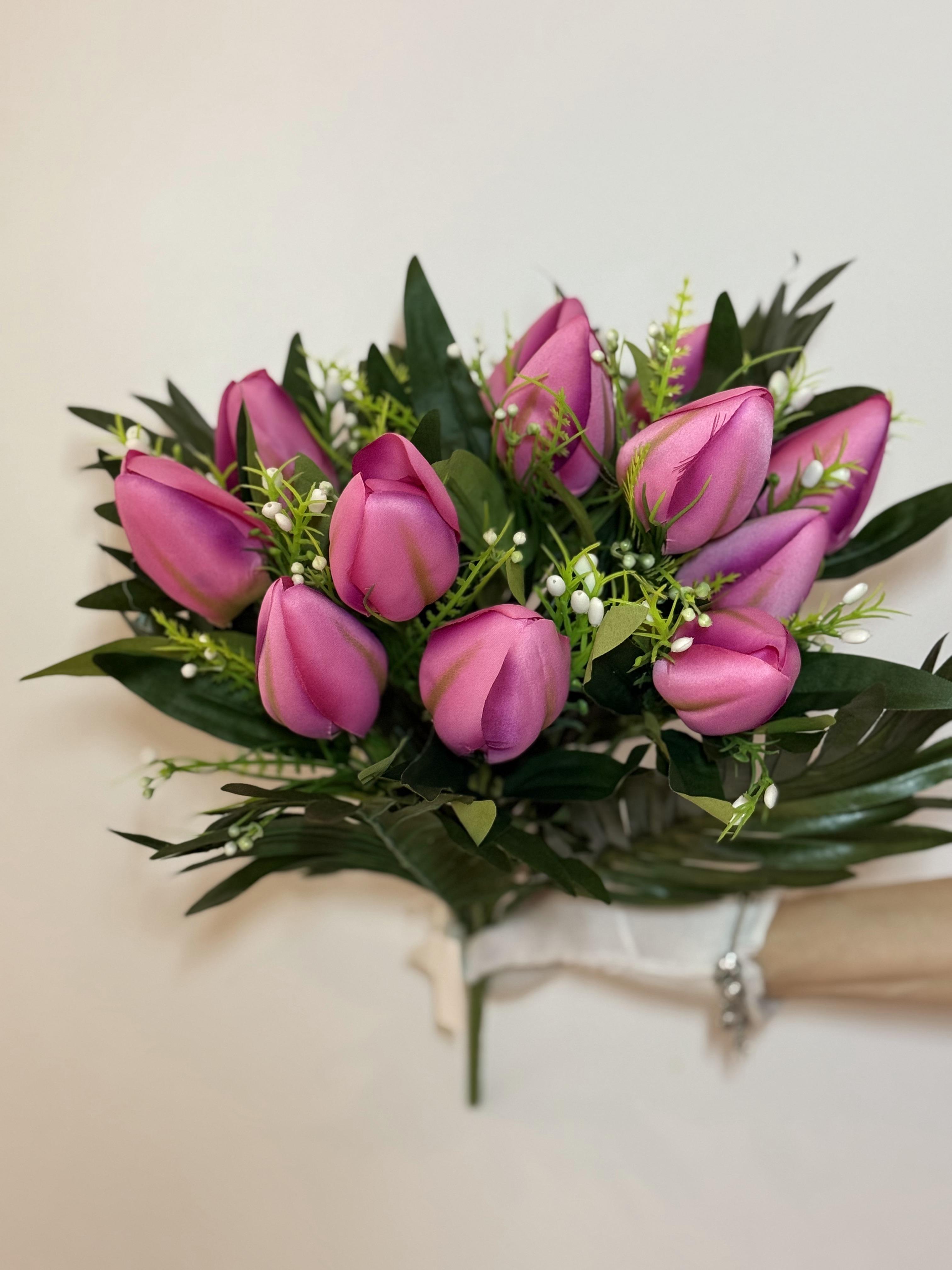 Искусственный букет тюльпанов 12 голов 47 см - фото 3 Искусственный букет тюльпанов 12 голов 47 см - фото 3