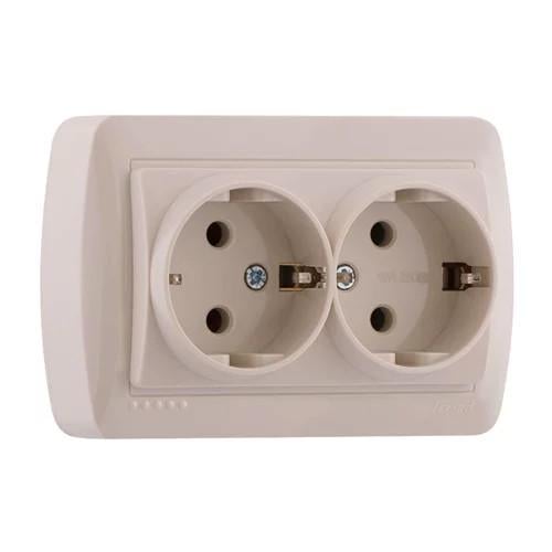 Розетка двойная накладная с заземлением закрытый корпус DEMET Кремовый