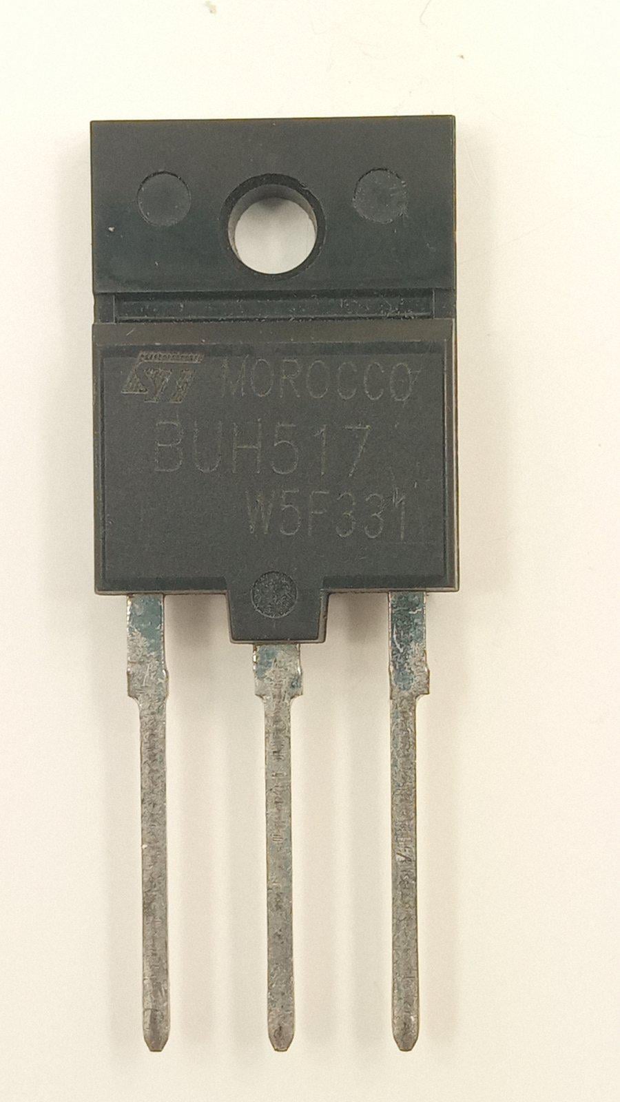 Транзистор BUH517 npn 1700V 15A 60W TO-3PML (23155) Транзистор BUH517 npn 1700V 15A 60W TO-3PML (23155)