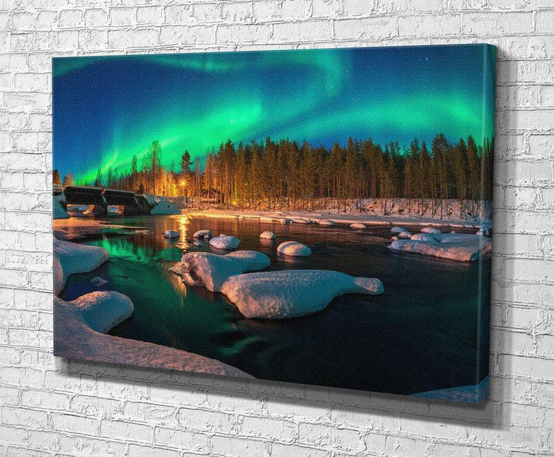 Картина для интерьера Северное синие над рекой 51x34 см (788)