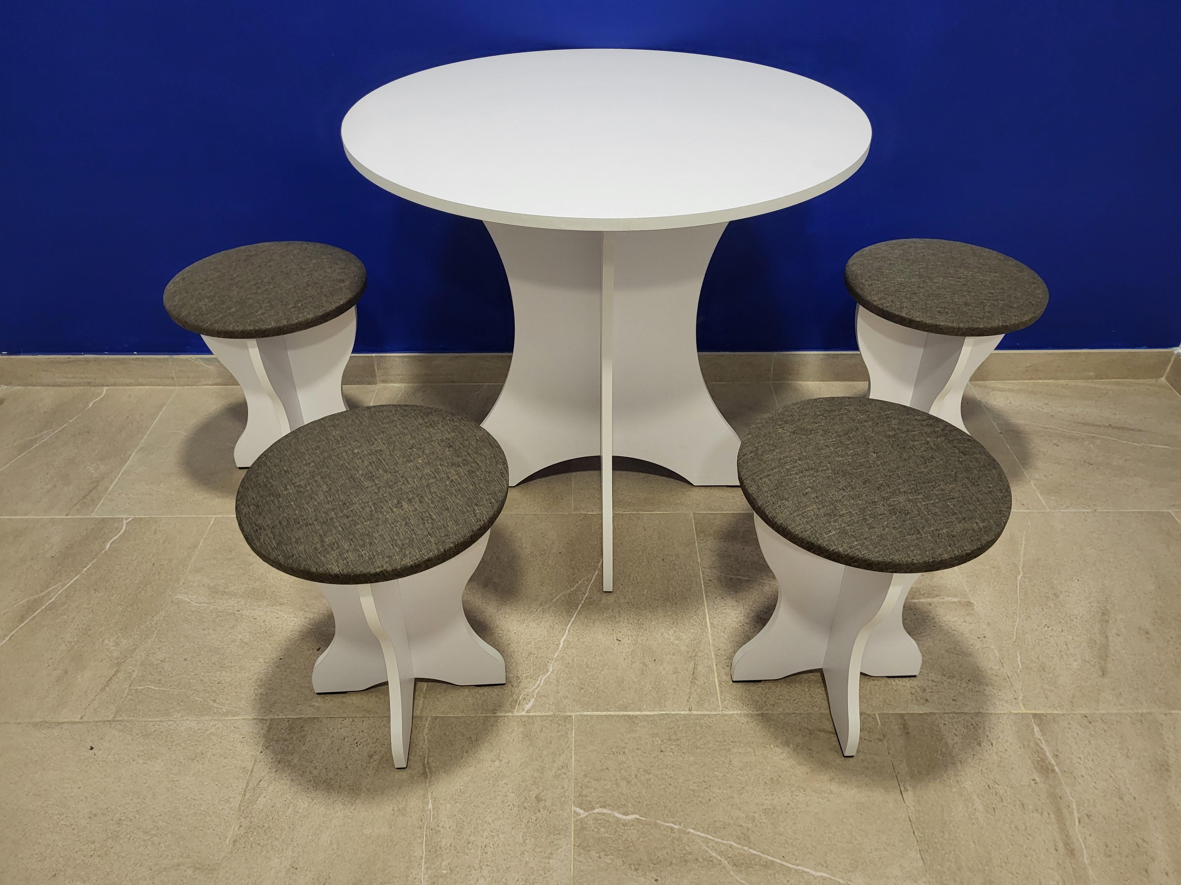 Стол круглый и 4 табурета Боярин ДСП/ткань Белый/Савана браун (S4T-B-TSB)