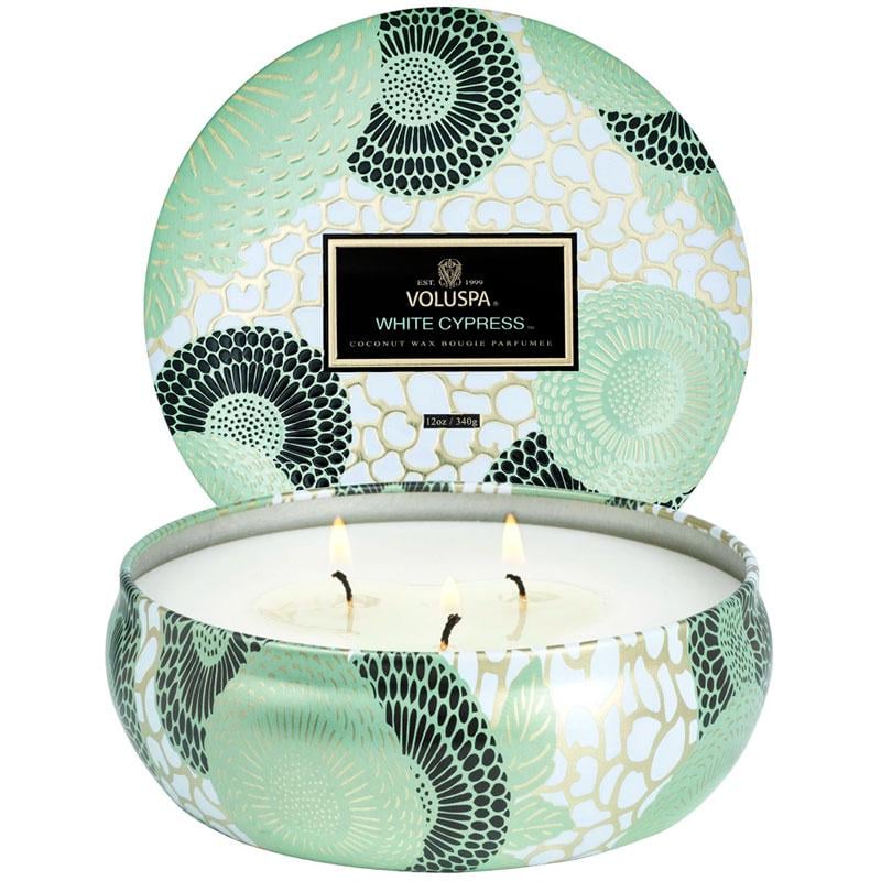 Свеча ароматическая Voluspa Japonica White Cypress 340 г металлическая шкатулка (111004516)