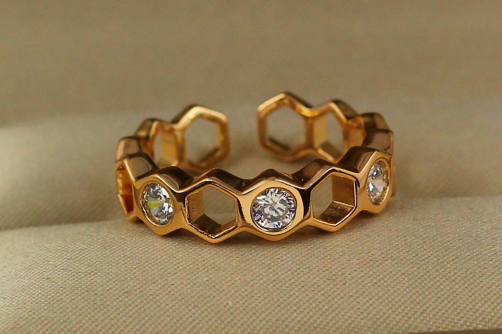 Кольцо Xuping Jewelry Пчелиные соты раздвижное р. 17 Золотистый