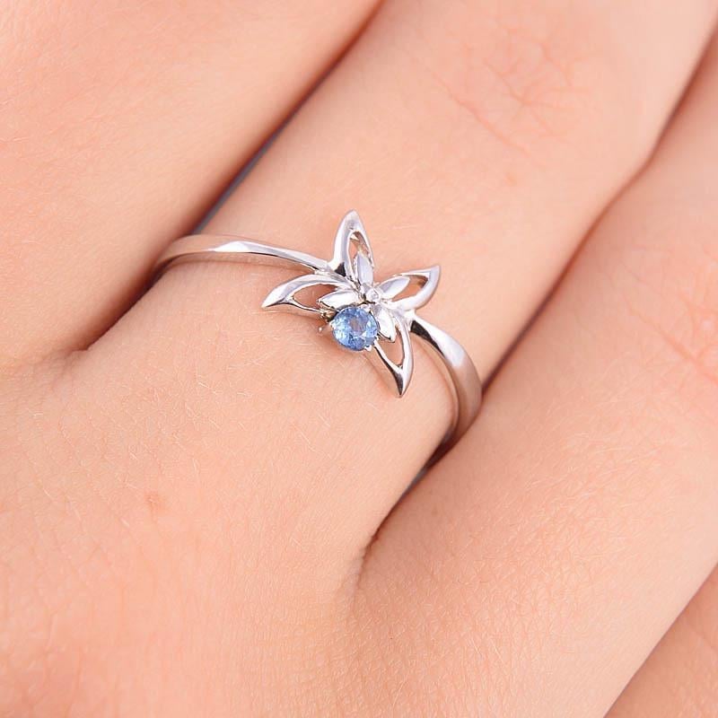 Кільце з білого золота із сапфіром (2248216001)