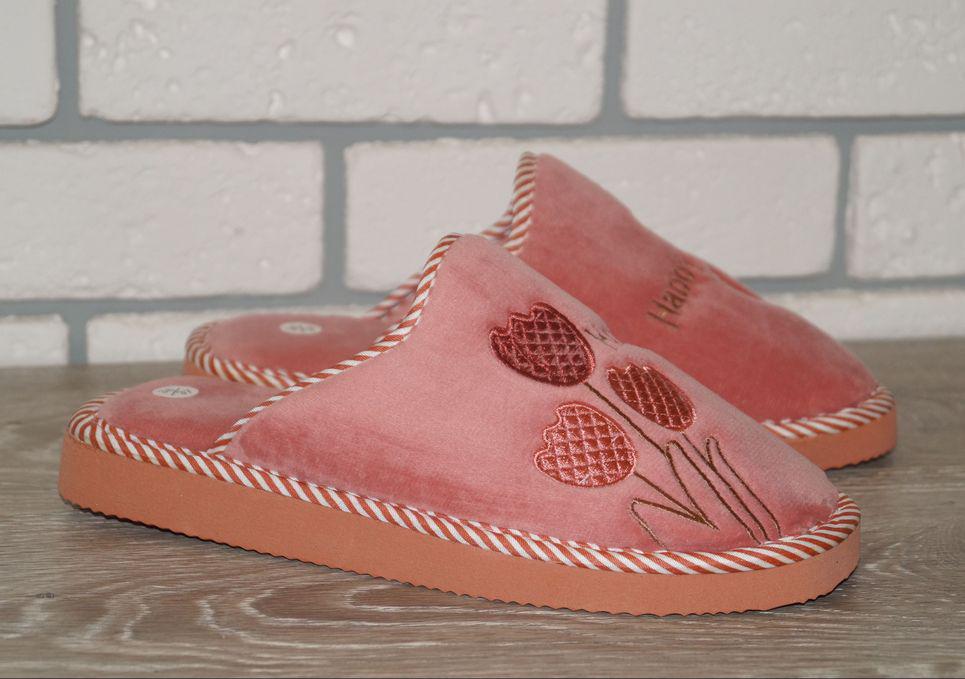 Тапочки комнатные женские NuoNuo р. 38/39 24,5 см Розовый (31100-3839) Тапочки комнатные женские NuoNuo р. 38/39 24,5 см Розовый (31100-3839)