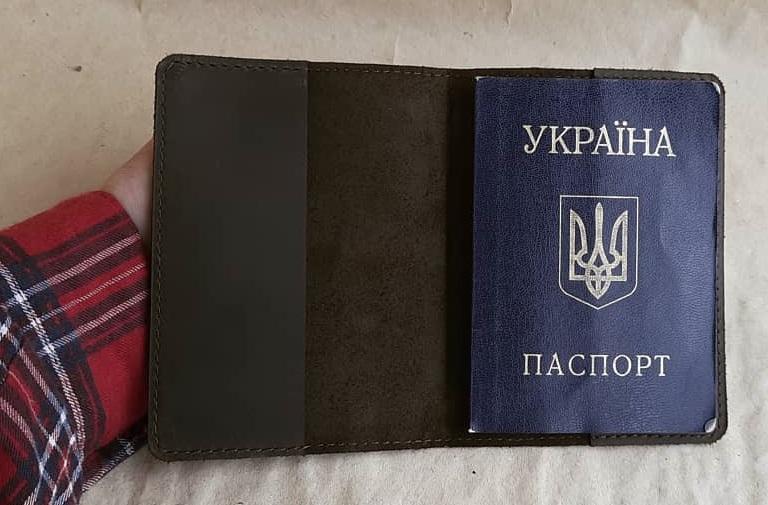 Обложка на паспорт Passport натуральная кожа 10х7 см Черный - фото 4