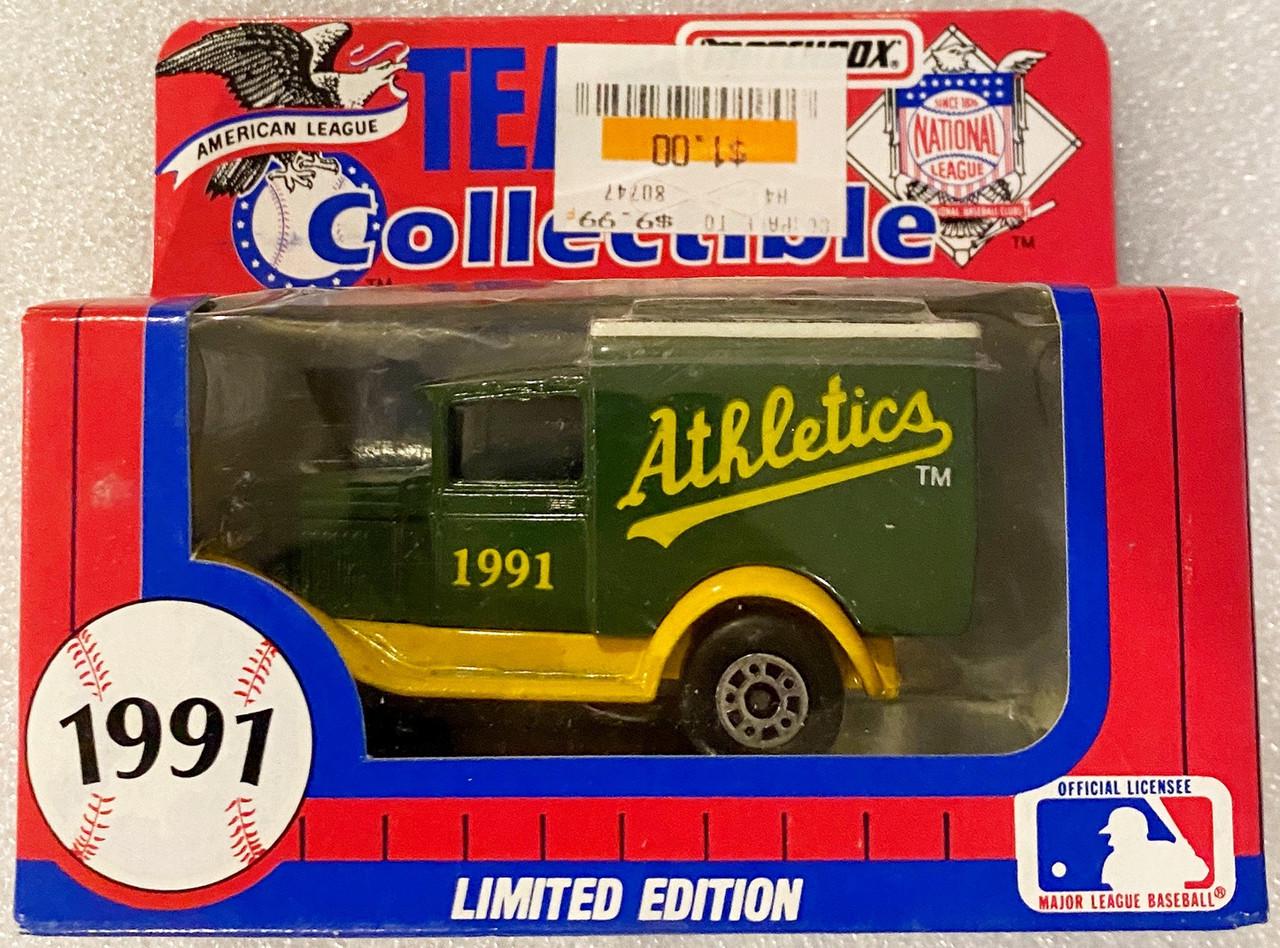 Игрушечная машинка Matchbox Ford Model A 1991 MLB Team Collectible Oakland Athletics (MLB-91-11) Игрушечная машинка Matchbox Ford Model A 1991 MLB Team Collectible Oakland Athletics (MLB-91-11)