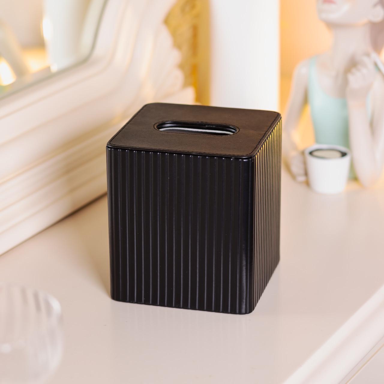 Серветниця з екошкіри квадратна HP-3-201B 13х13х14,5 см Чорний (A-033498) - фото 6 Серветниця з екошкіри квадратна HP-3-201B 13х13х14,5 см Чорний (A-033498) - фото 6