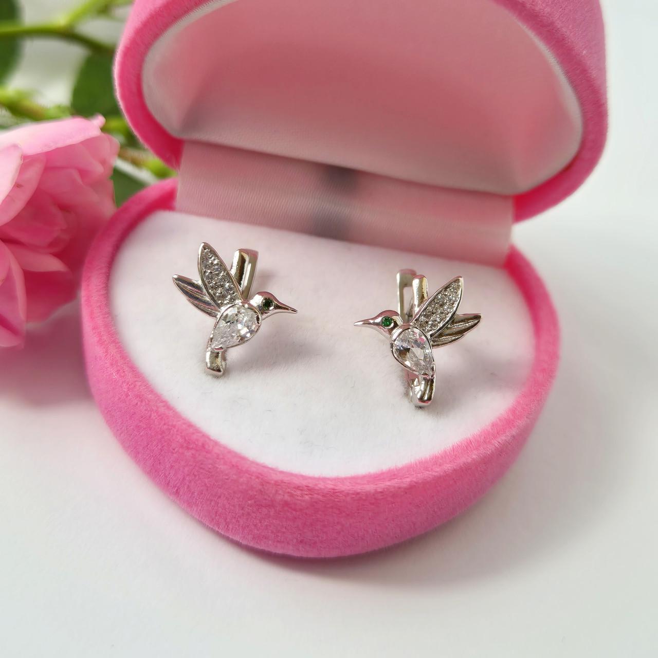 Серьги Птички с зелеными глазами серебро 925 пробы 1,90 г (5582р)