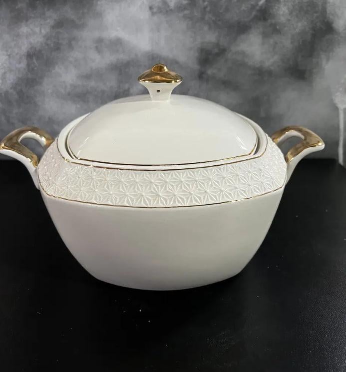 Супница Снежная королева фарфор 2,5 л Белый (801925-А)