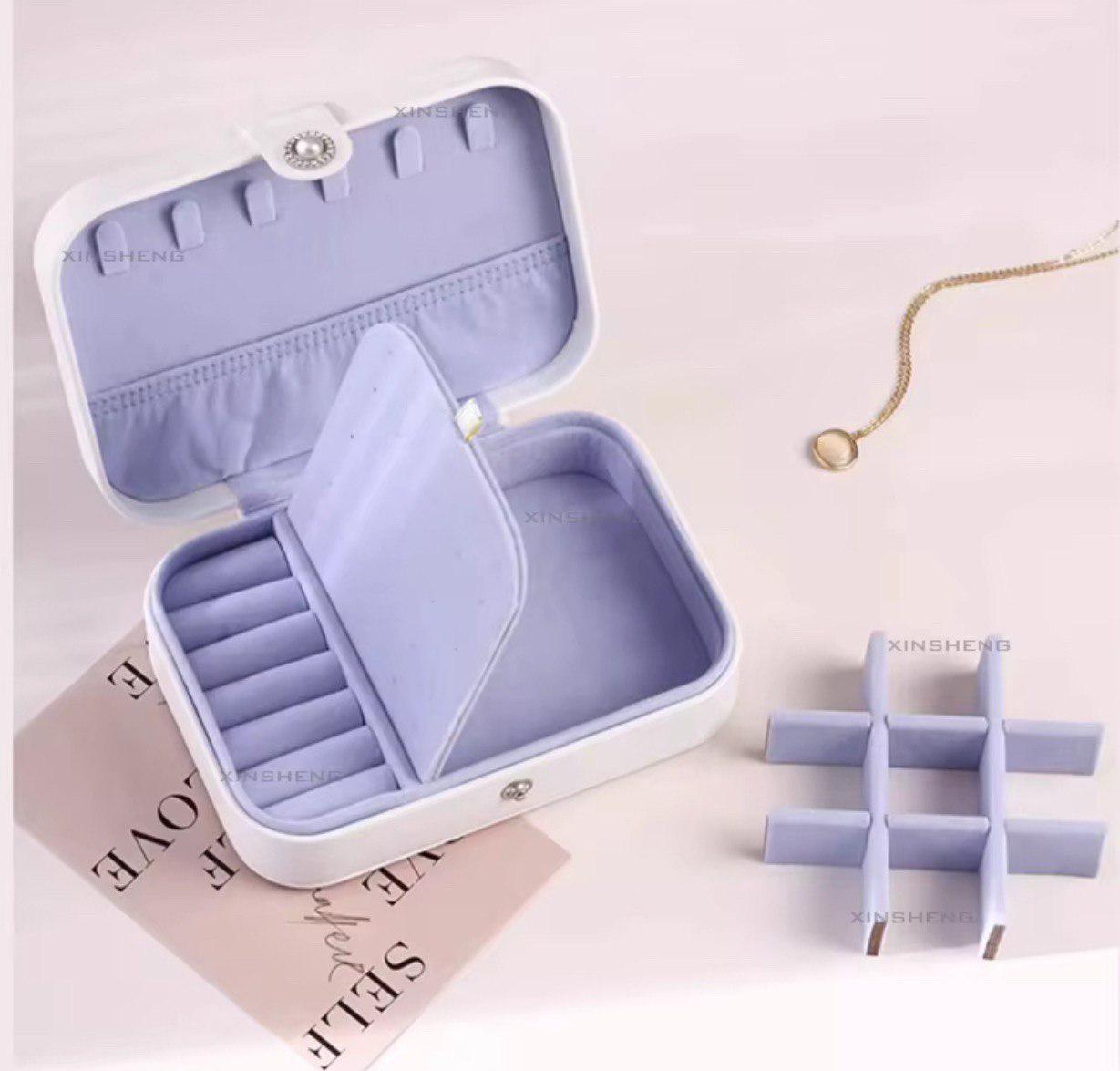 Шкатулка для ювелирных украшений на кнопке 16,5х11,5х5,5 см Белый (ST0409) - фото 5 Шкатулка для ювелирных украшений на кнопке 16,5х11,5х5,5 см Белый (ST0409) - фото 5