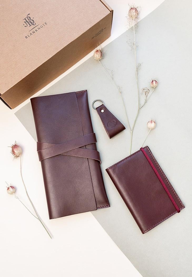 Набор кожаных аксессуаров для путешественника Венеция Краст (A-026226)