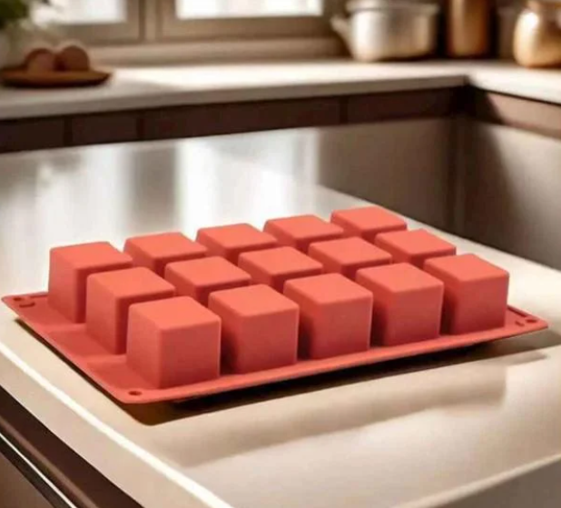 Форма для запекания силиконовая Empire Кубик на 15 изделий 28х16 см