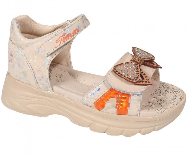 Босоножки на танкетке Tom.m 7282D р. 30 Бежевый Босоножки на танкетке Tom.m 7282D р. 30 Бежевый