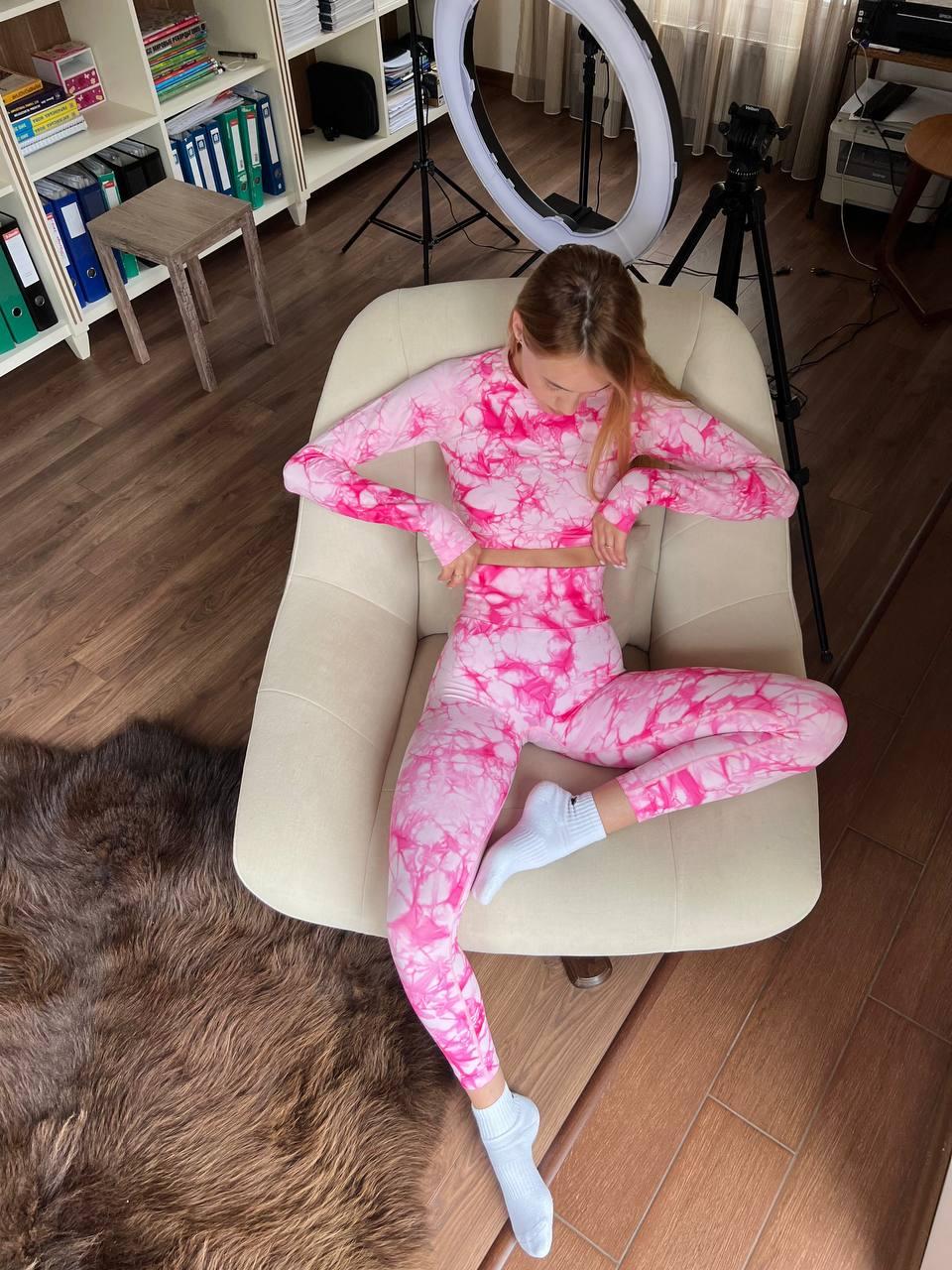 Костюм спортивный с мраморный принтом рашгард/леггинсы S Розовый (XX02S)