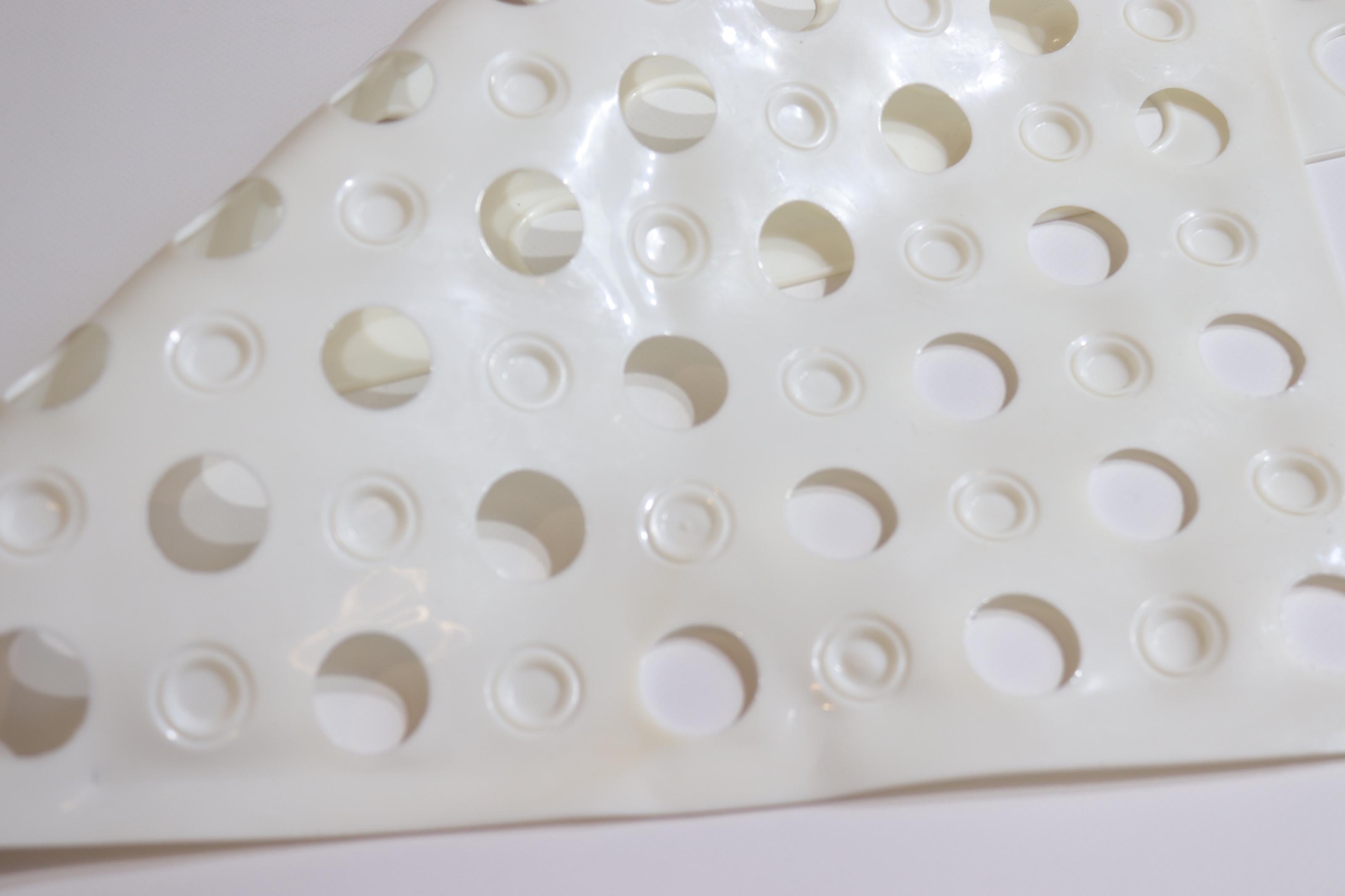 Килимок для душу Rings на присосках силіконовий 67x35 см (5570/white) - фото 3