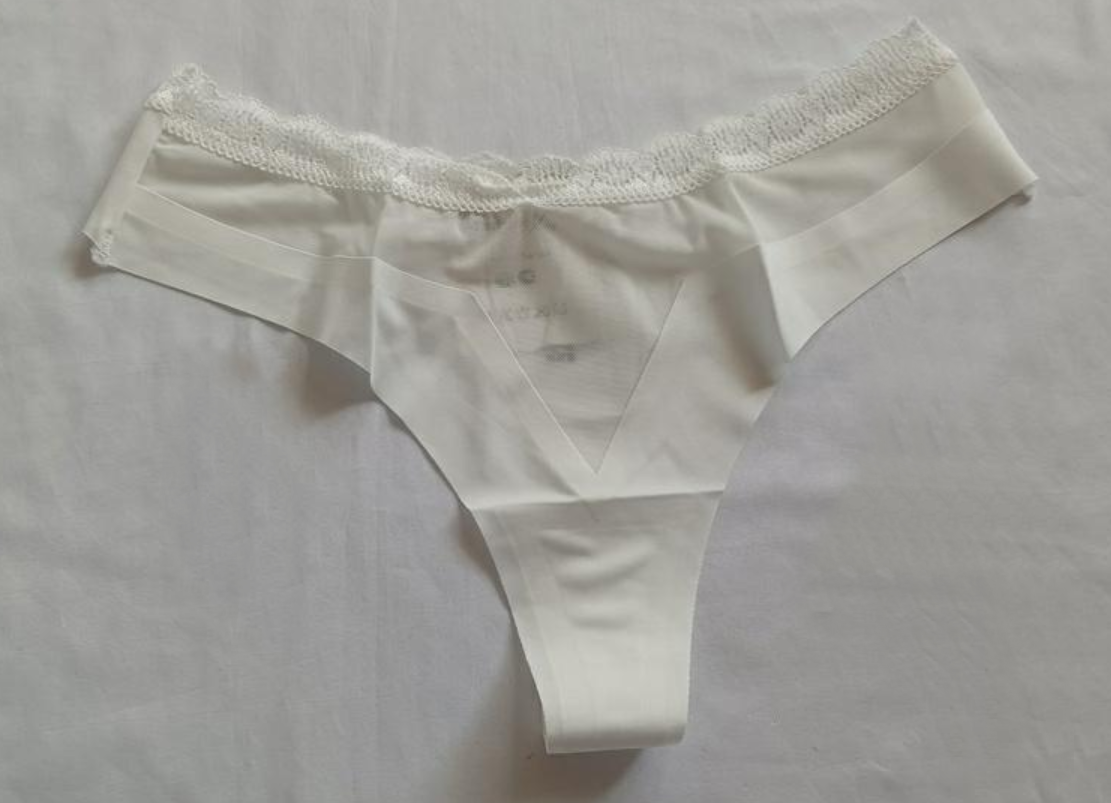 Трусики-стринги с кружевом Onita de Mas L Белый (23-47-1463-Б-L)