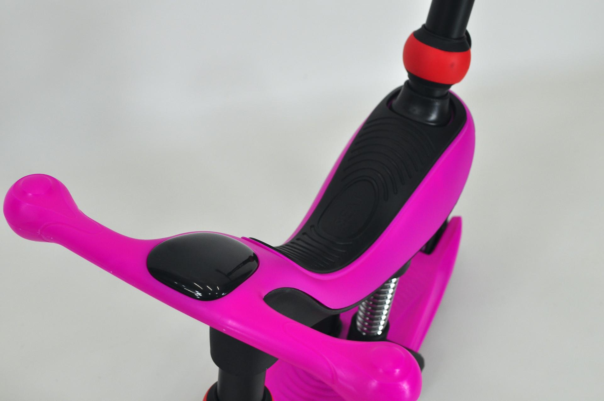 Самокат біговел Maraton Credo 3в1 дитячий триколісний з сидінням та батьківською ручкою Рожевий - фото 6