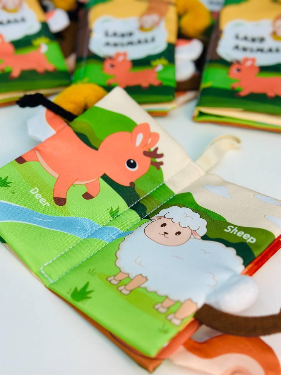 Книжка-шуршалка сенсорная/развивающая для малыша с животными и пищалкой (2760327590) - фото 5 Книжка-шуршалка сенсорная/развивающая для малыша с животными и пищалкой (2760327590) - фото 5