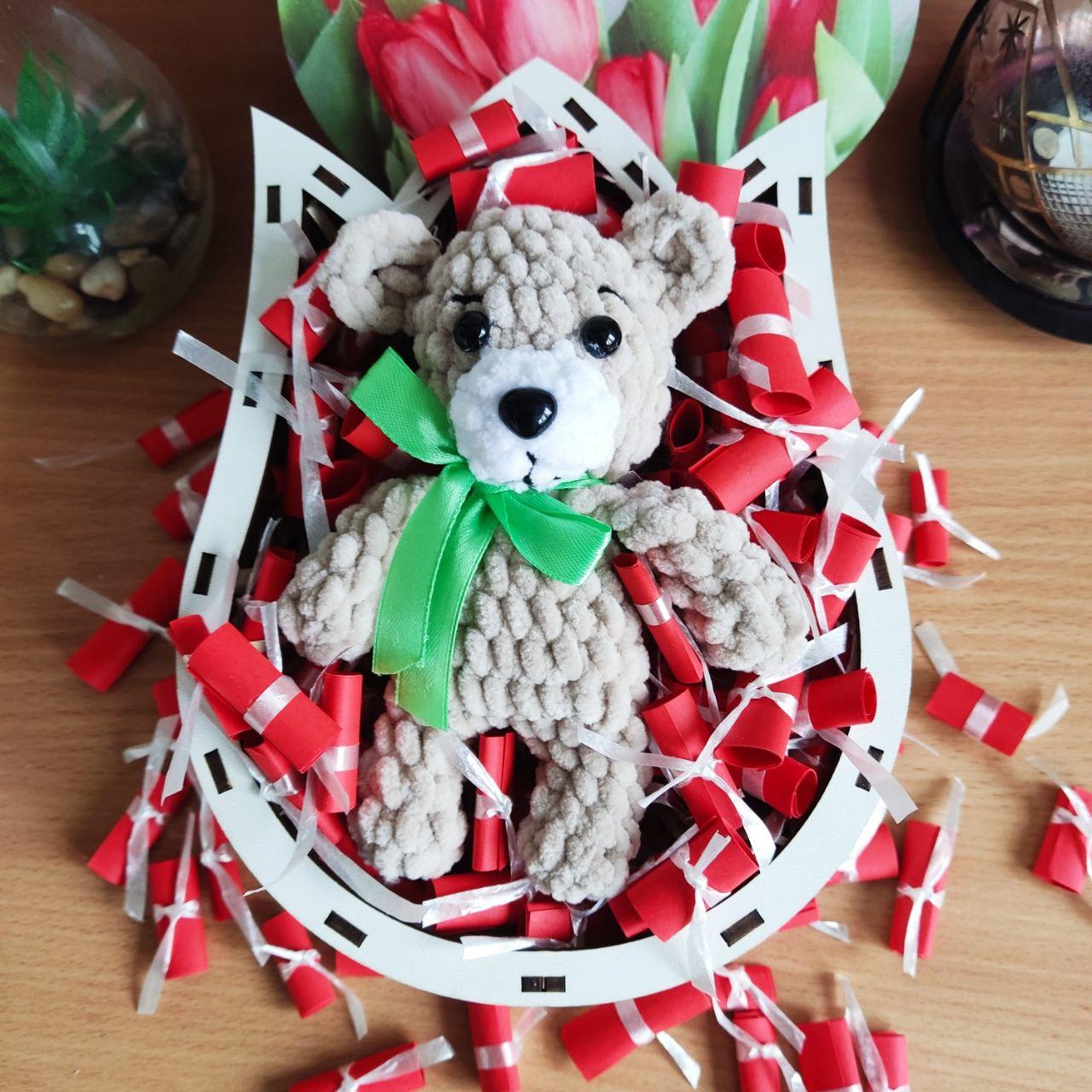 Подарочный бокс с мягкой игрушкой и 101 причиной Почему я тебя люблю для девушки (ar146) Подарочный бокс с мягкой игрушкой и 101 причиной Почему я тебя люблю для девушки (ar146)